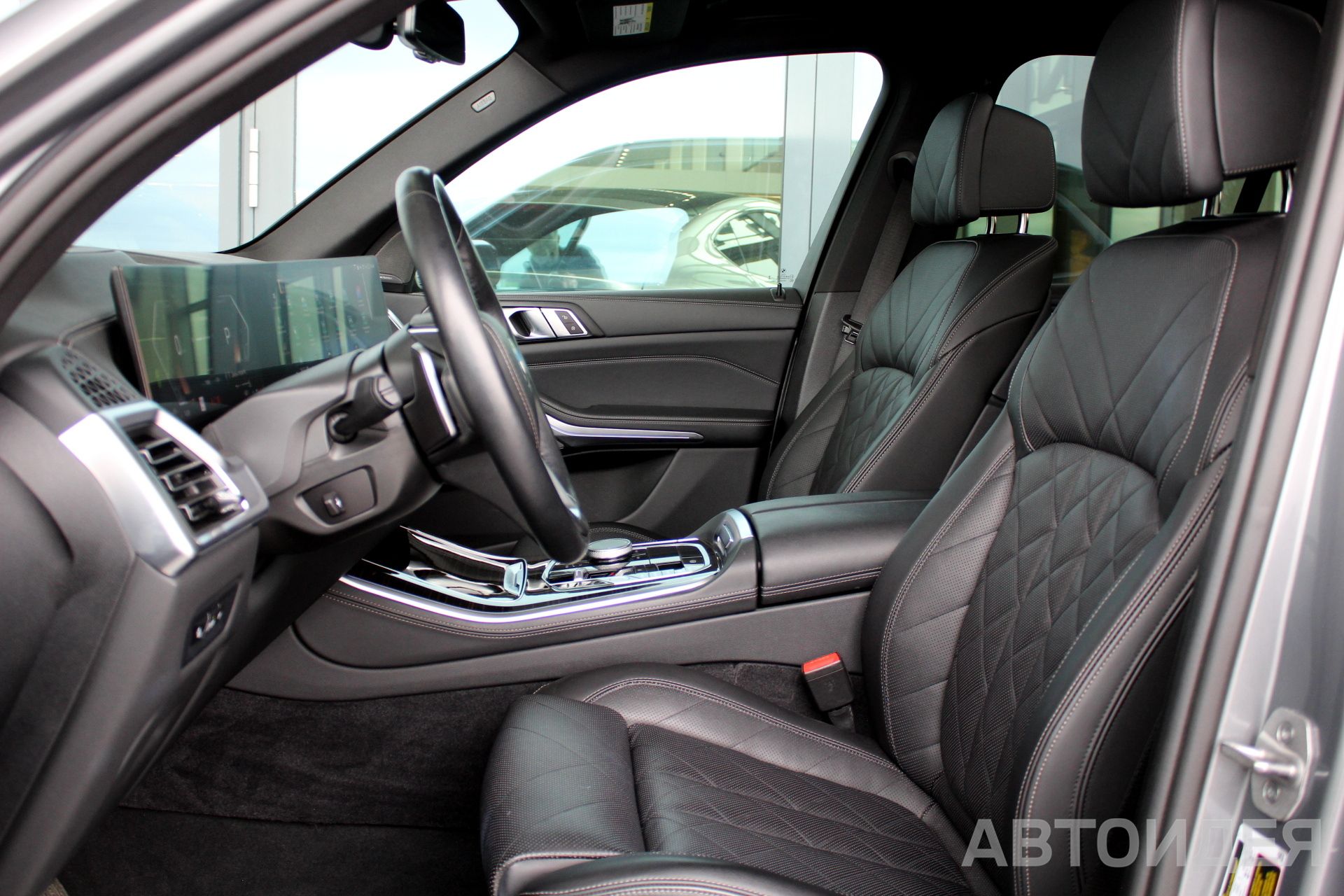 BMW X5 xDrive40i Skyscraper Grey металлик фото 22
