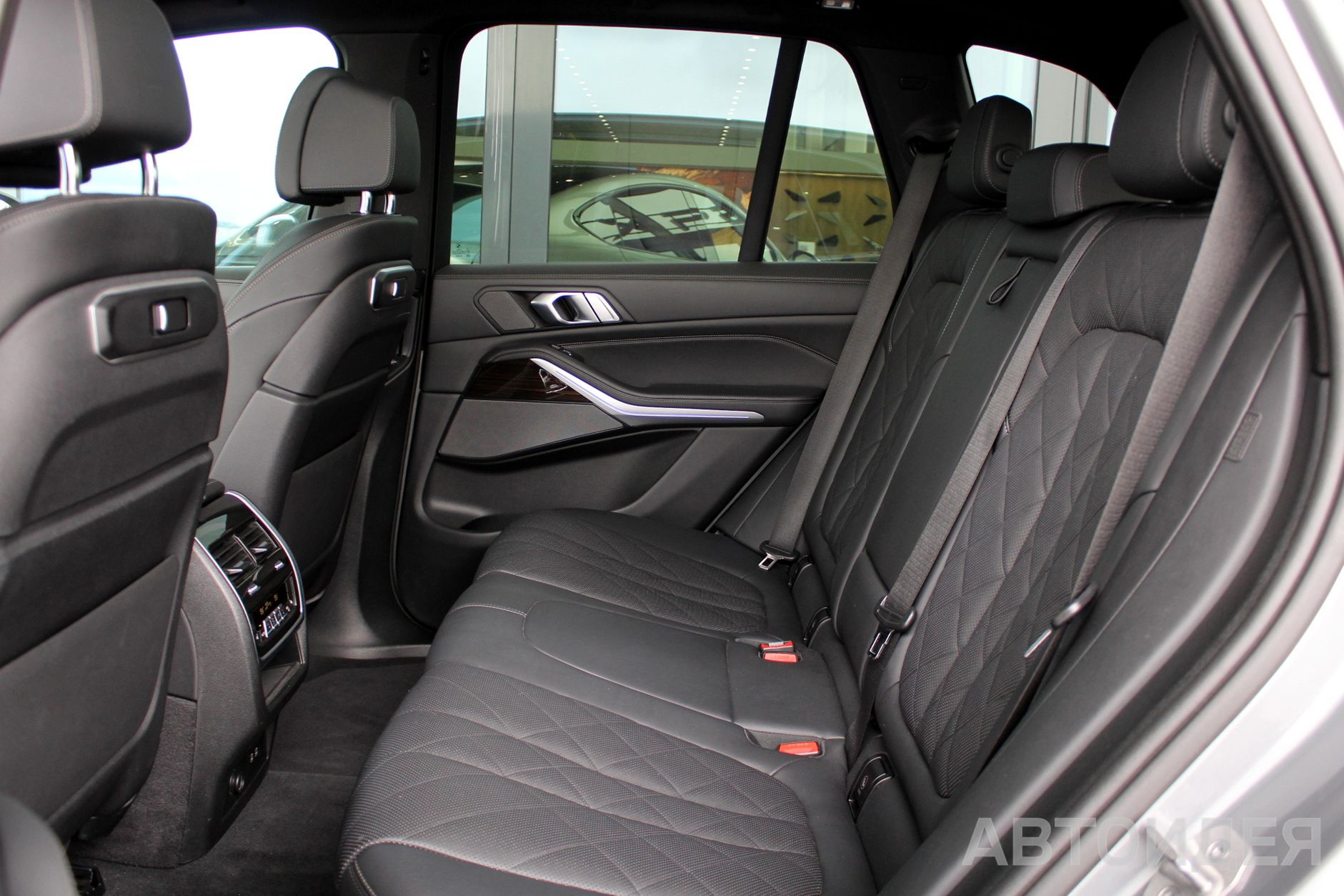 BMW X5 xDrive40i Skyscraper Grey металлик фото 25