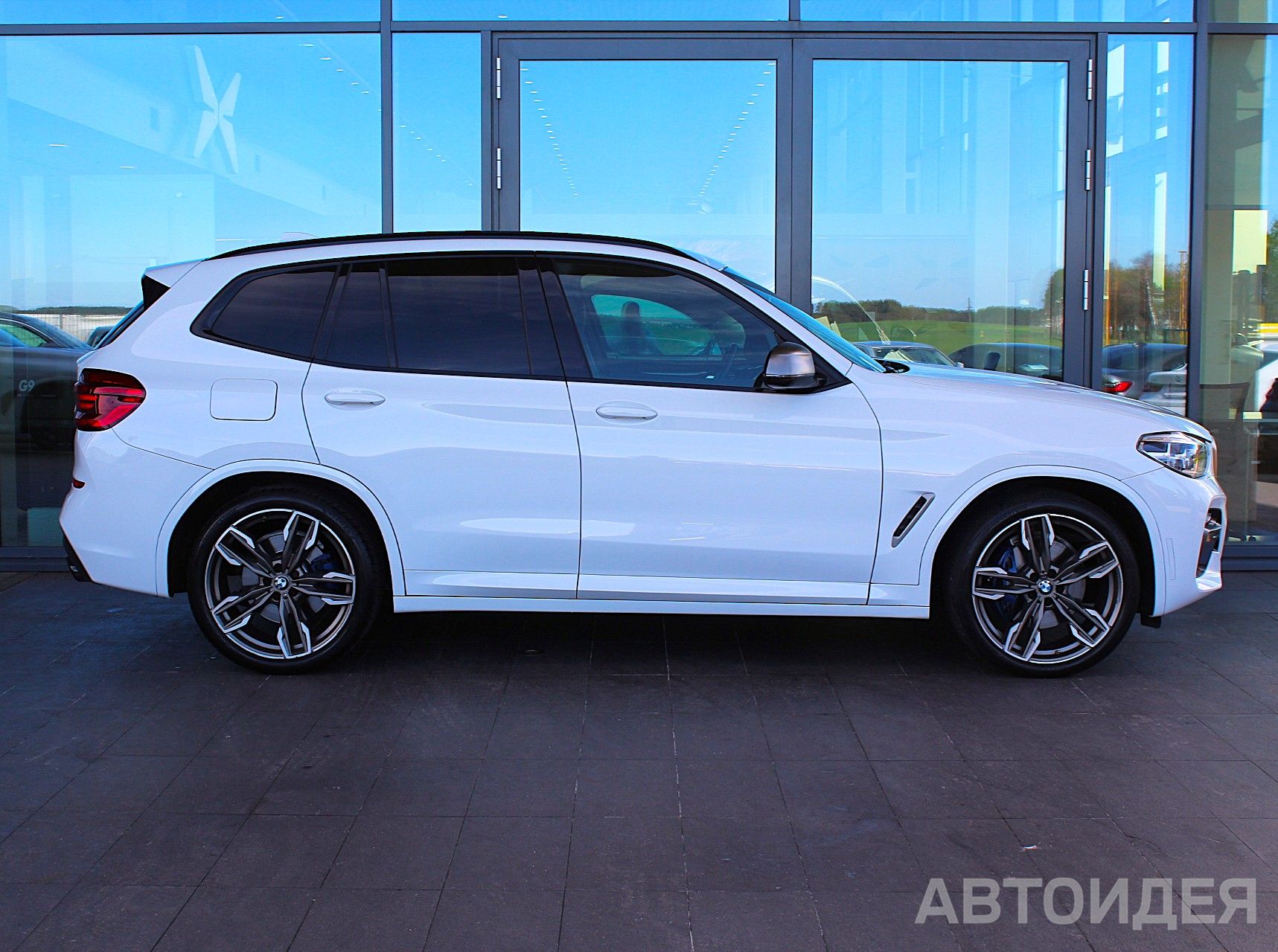 BMW X3 M40i Белоснежный неметаллик фото 2