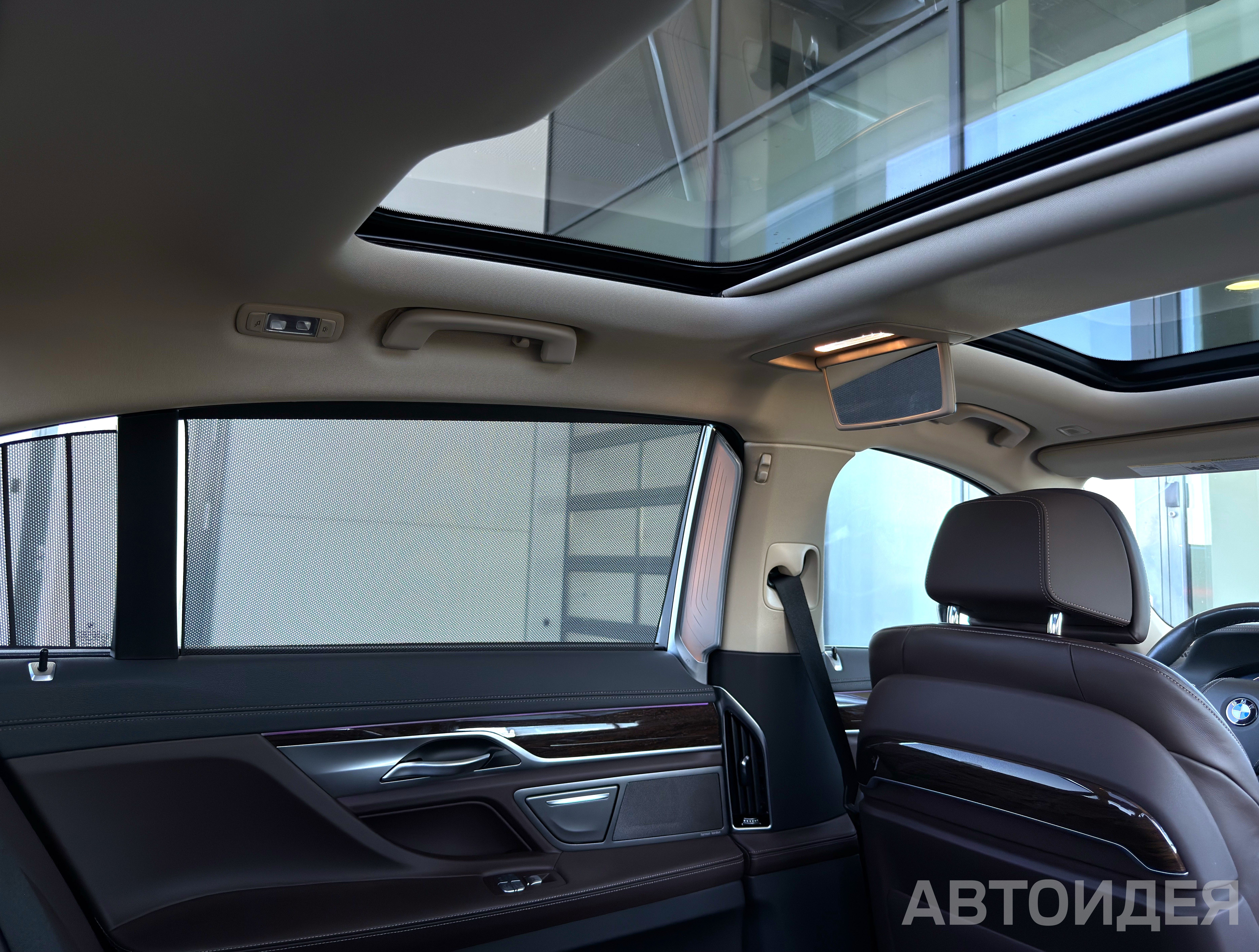 BMW 740Li xDrive Sedanas Синий Фитоник металлик фото 17