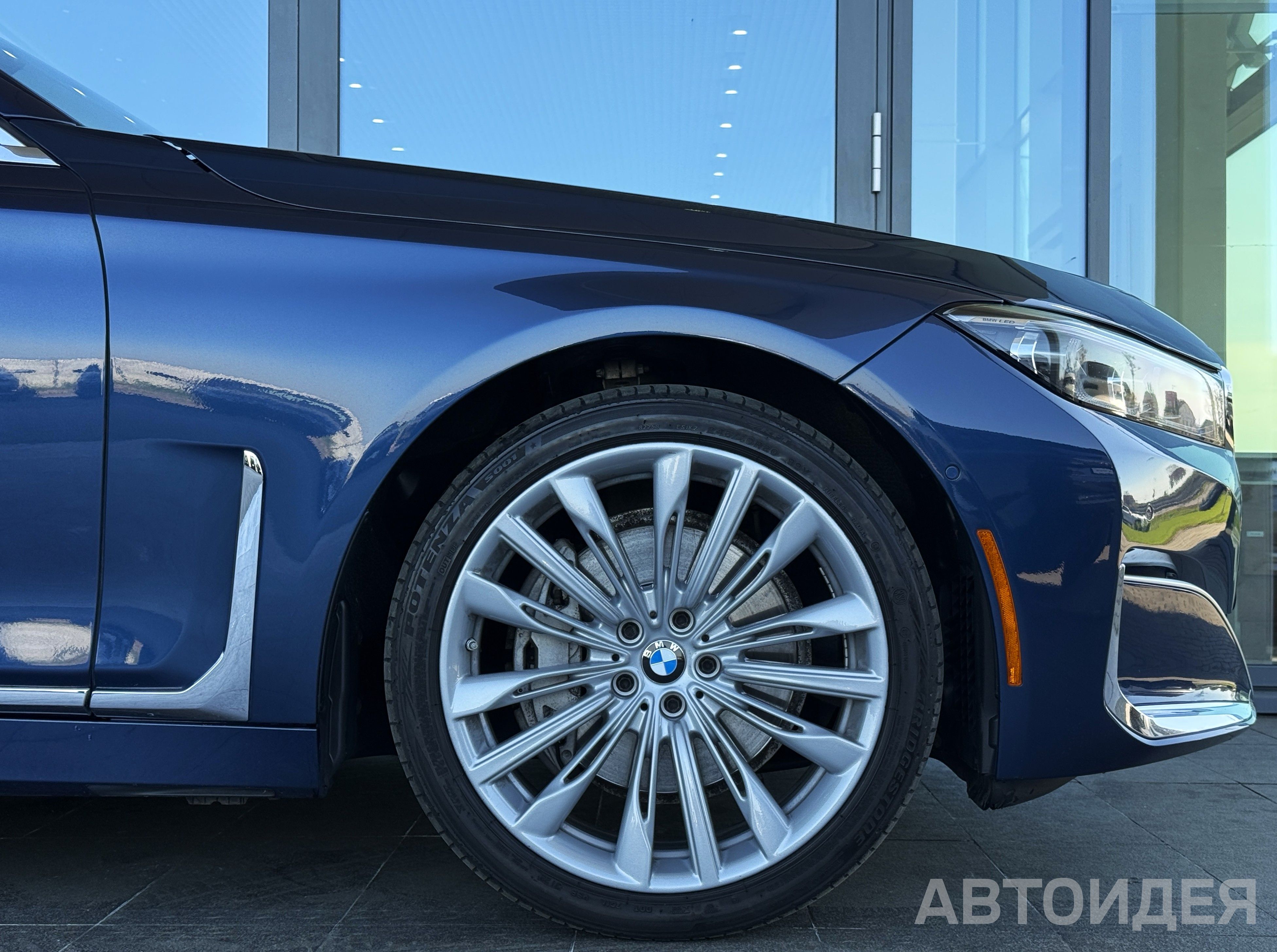 BMW 740Li xDrive Sedanas Синий Фитоник металлик фото 28