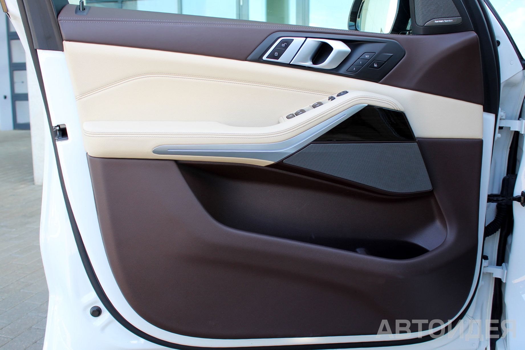 BMW X5 M50d Белоснежный неметаллик фото 19