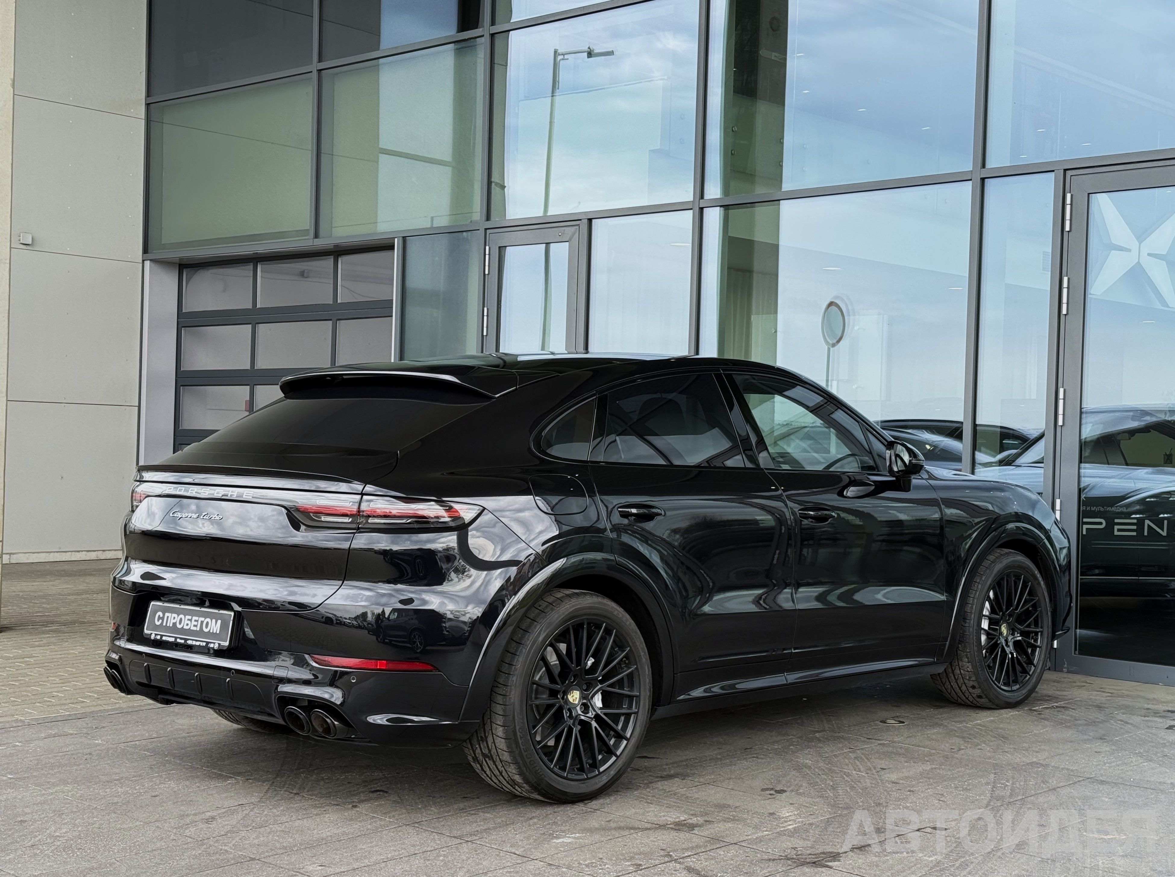 Porsche Cayenne Coupe Turbo,  4.0 Tiptronic 4WD (550 л.с.)  фото 3