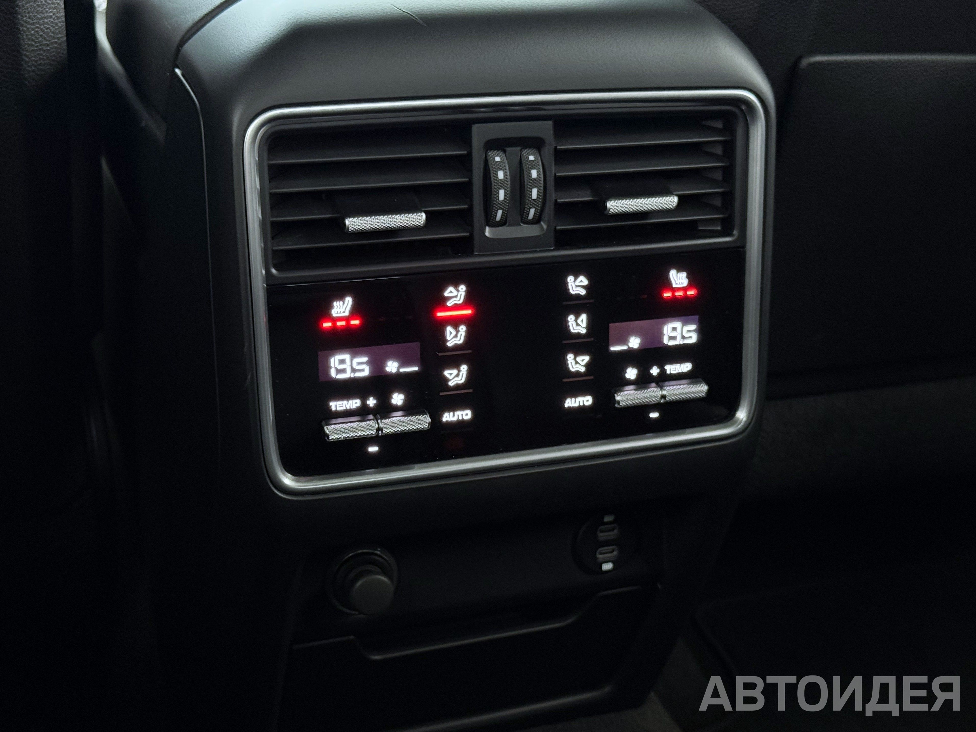 Porsche Cayenne Coupe Turbo,  4.0 Tiptronic 4WD (550 л.с.)  фото 15