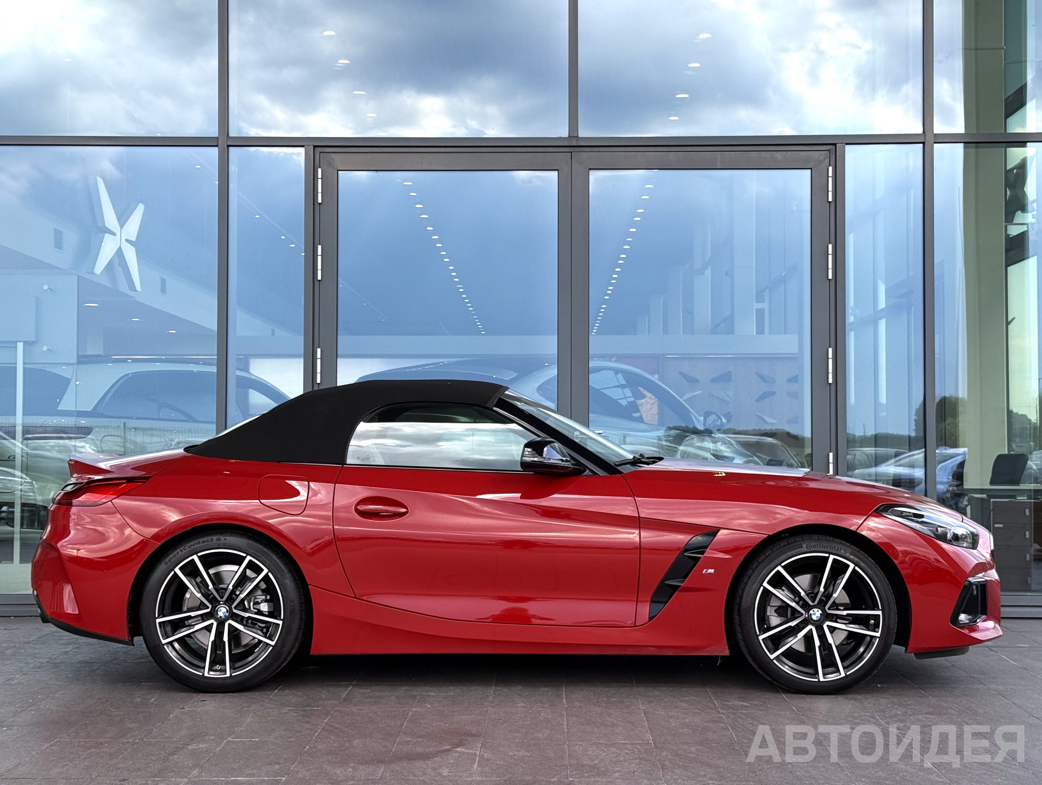 BMW Z4 sDrive20i San Francisco Red металлик Красный Сан Франциско металлик фото 2