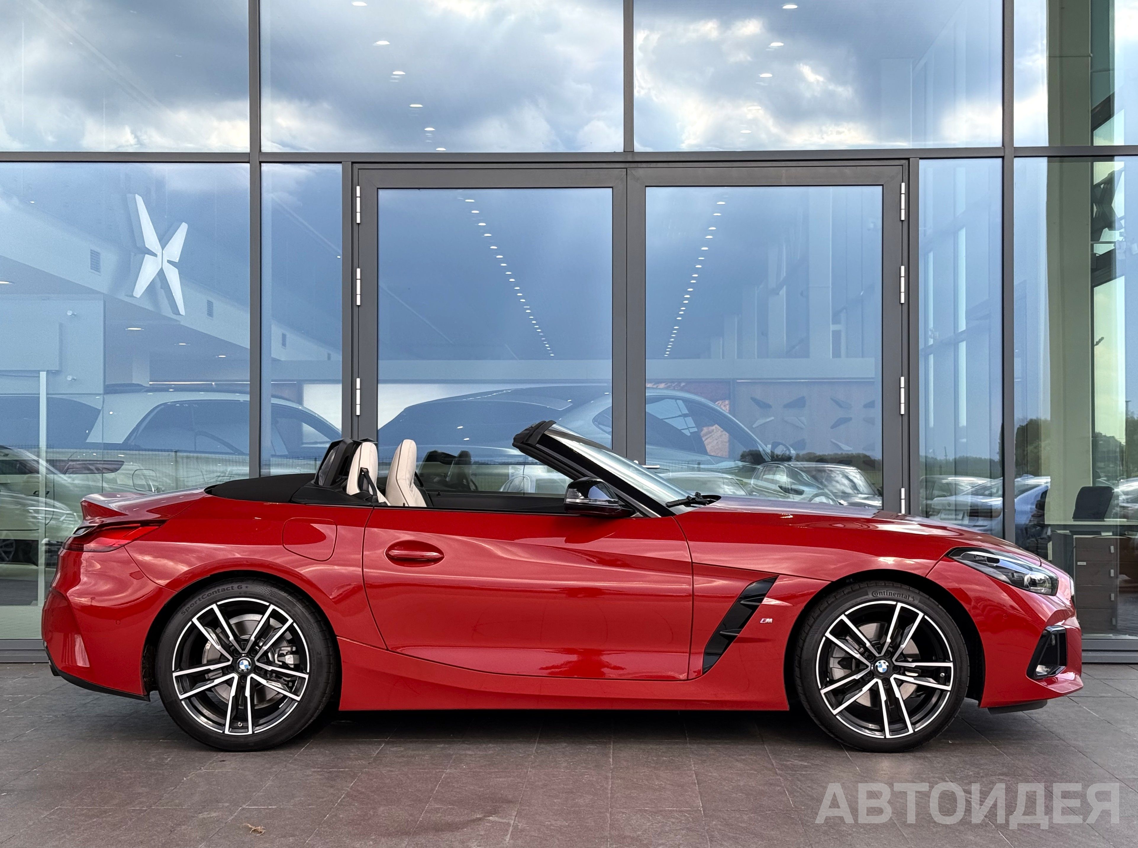 BMW Z4 sDrive20i San Francisco Red металлик Красный Сан Франциско металлик фото 3