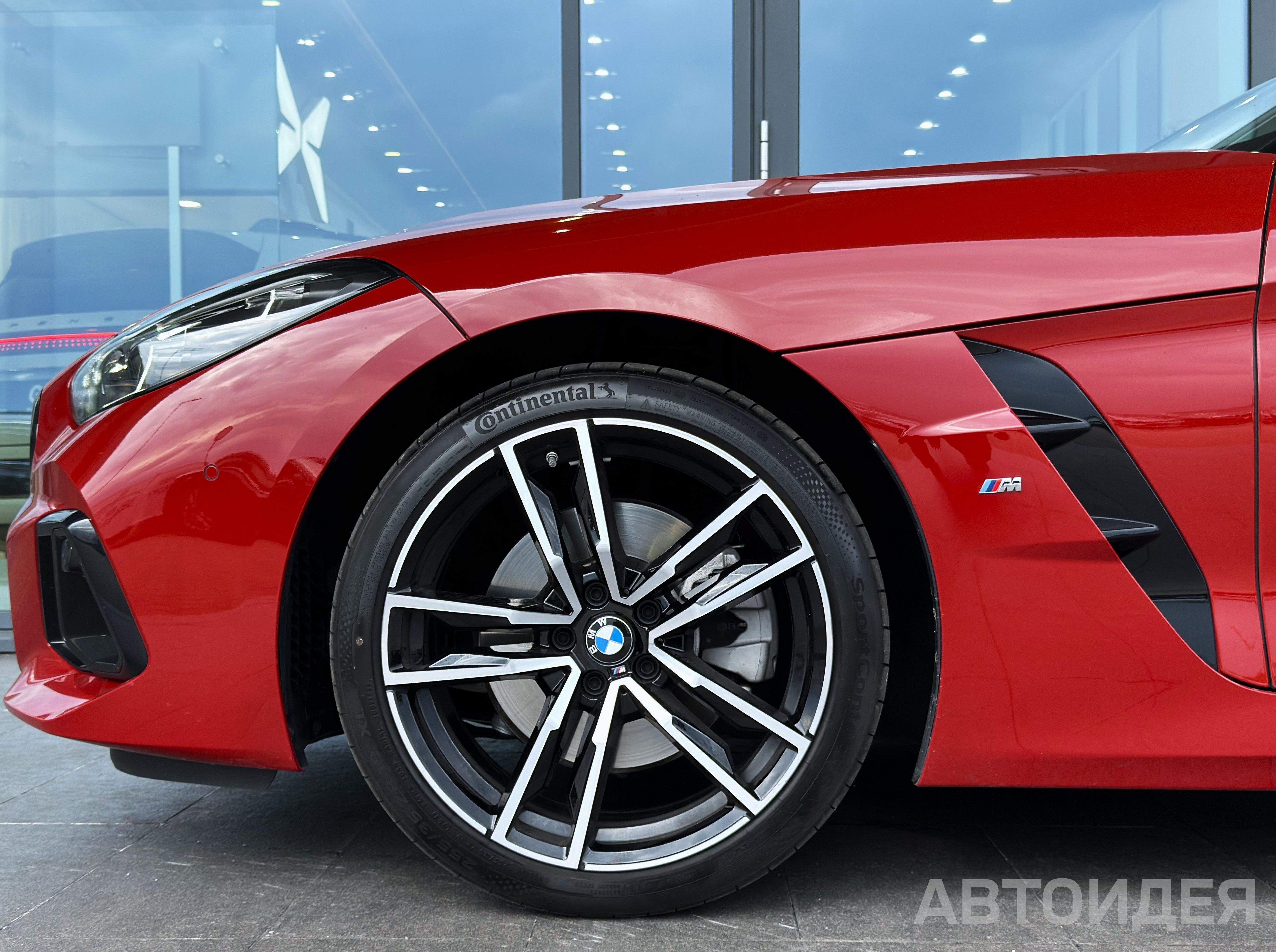 BMW Z4 sDrive20i San Francisco Red металлик Красный Сан Франциско металлик фото 25