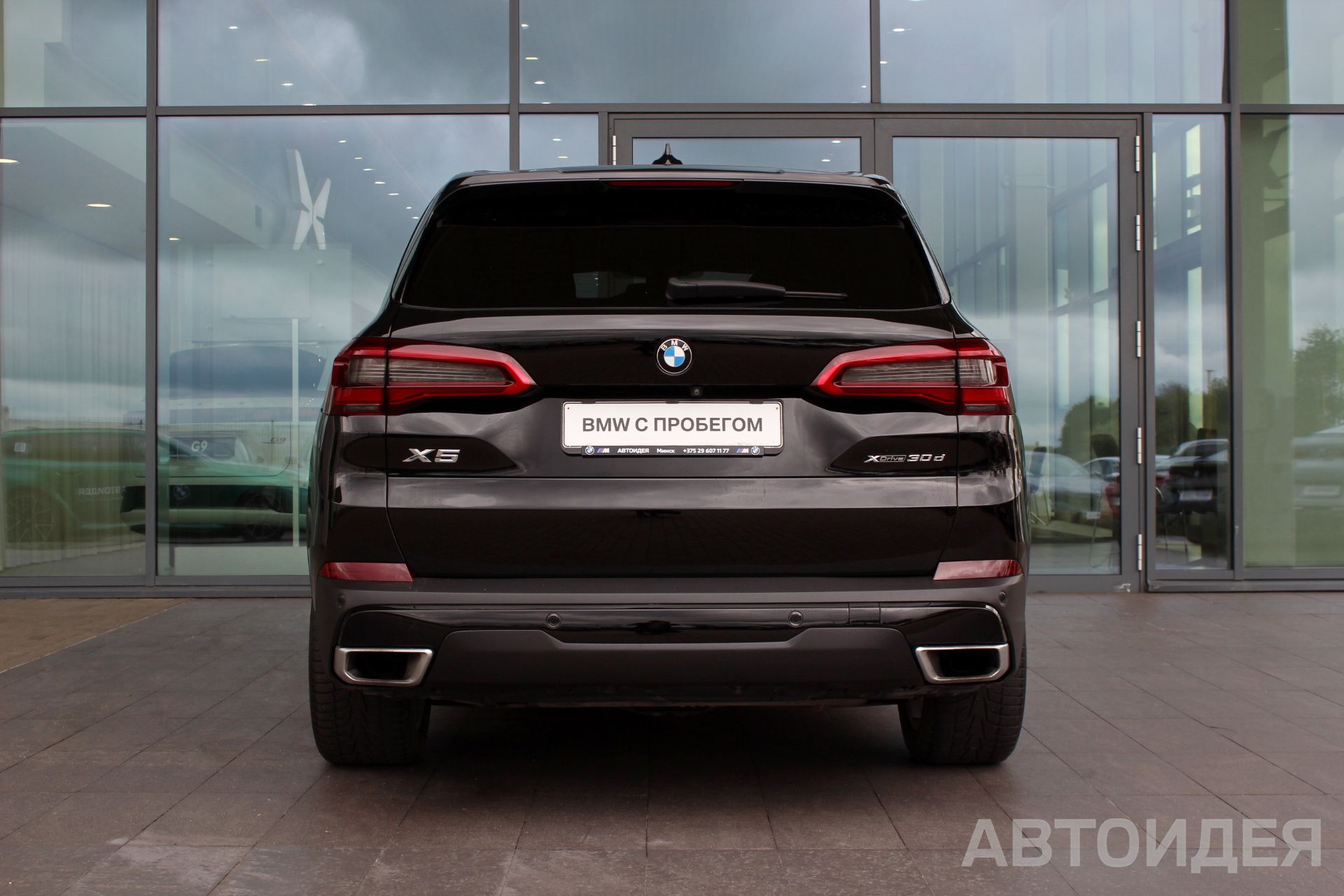 BMW X5 xDrive 30d Черный неметаллик фото 5