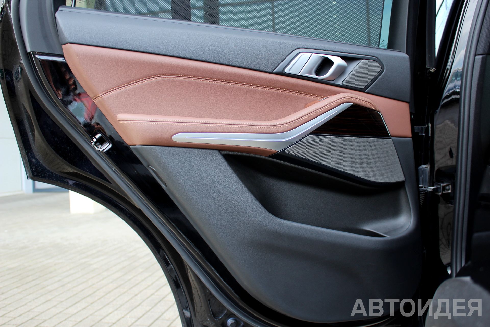 BMW X5 xDrive 30d Черный неметаллик фото 22