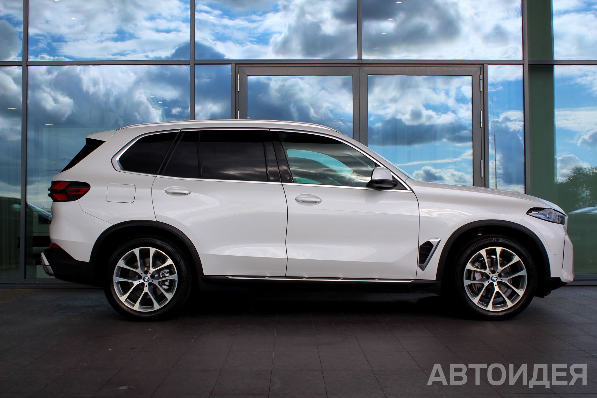 BMW X5 xDrive40i  фото 3