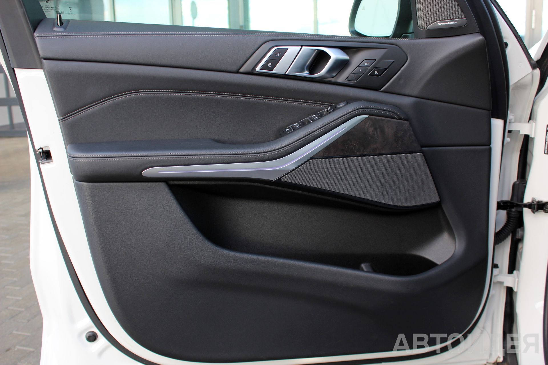 BMW X5 xDrive40i  фото 21
