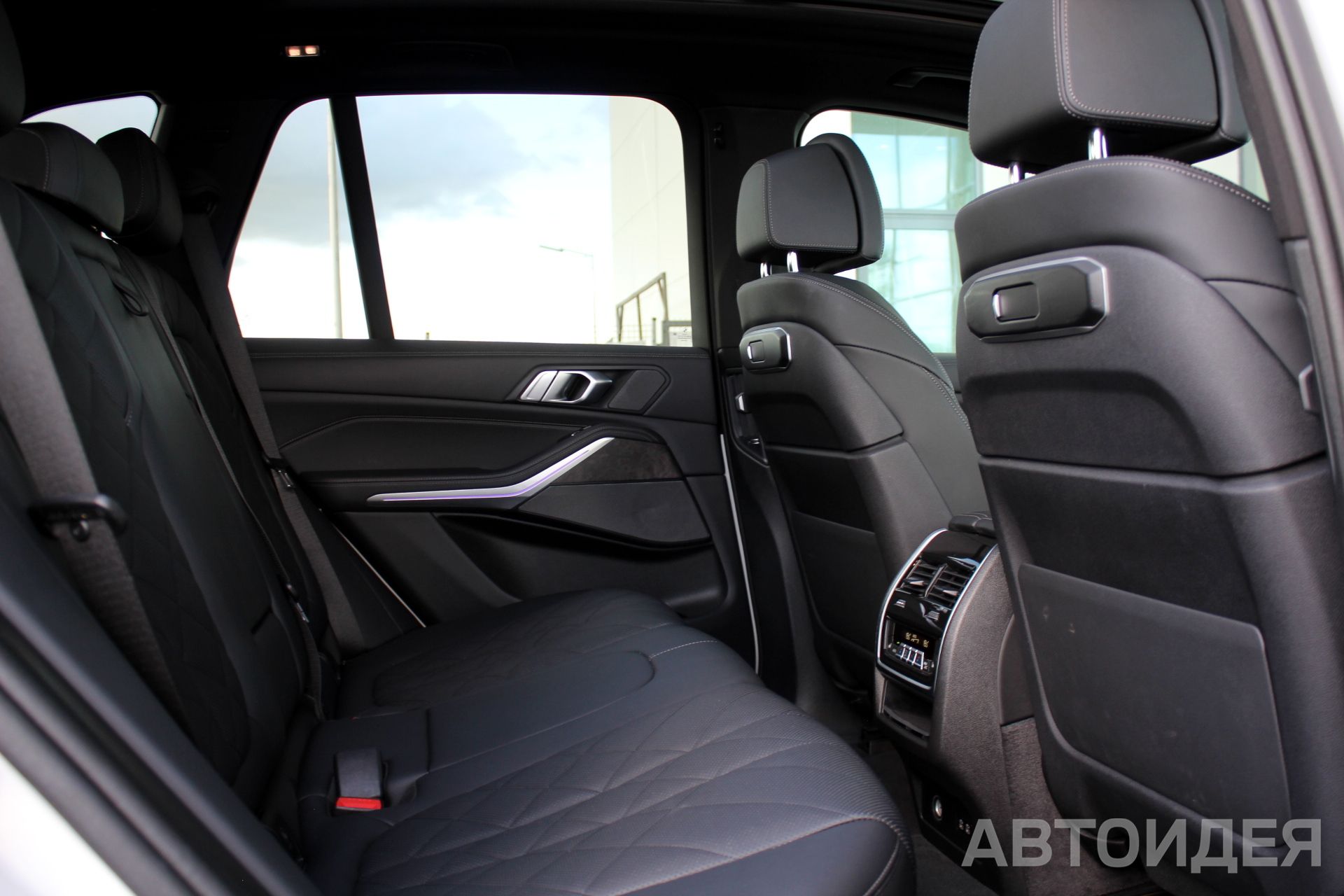 BMW X5 xDrive40i  фото 27
