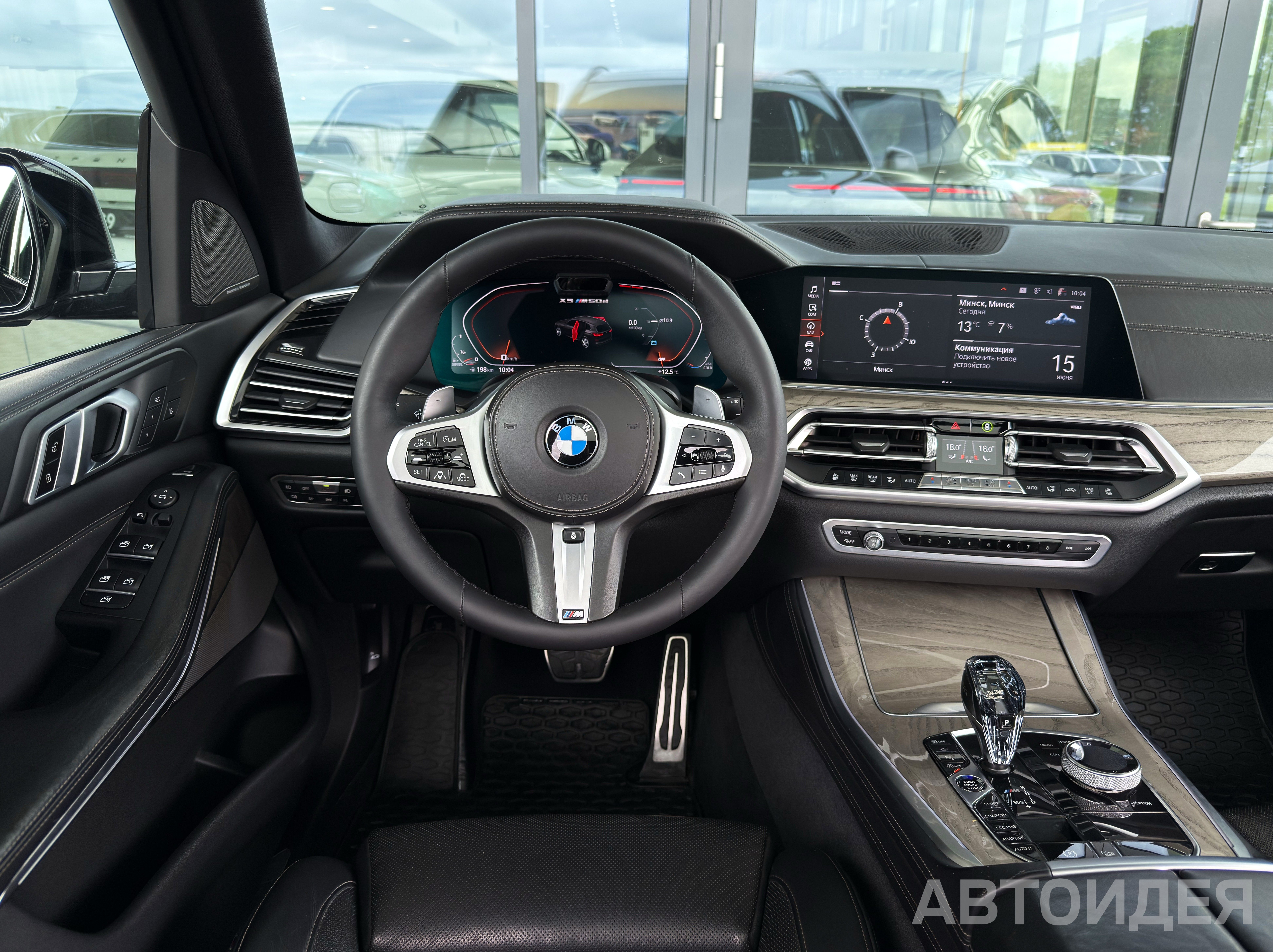 BMW X5 M50d Черный Сапфир металлик фото 7