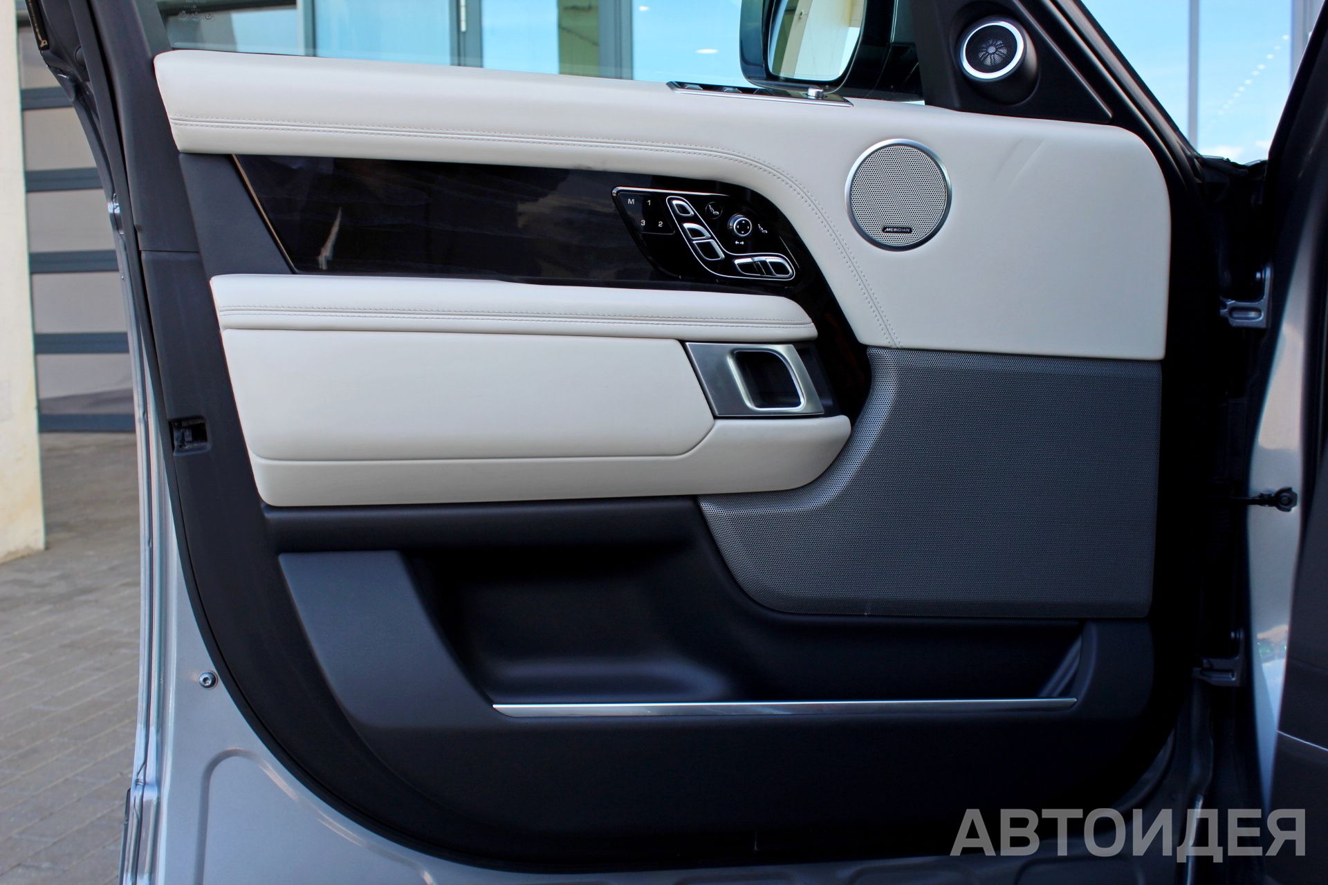 Land Rover RANGE ROVER  фото 18