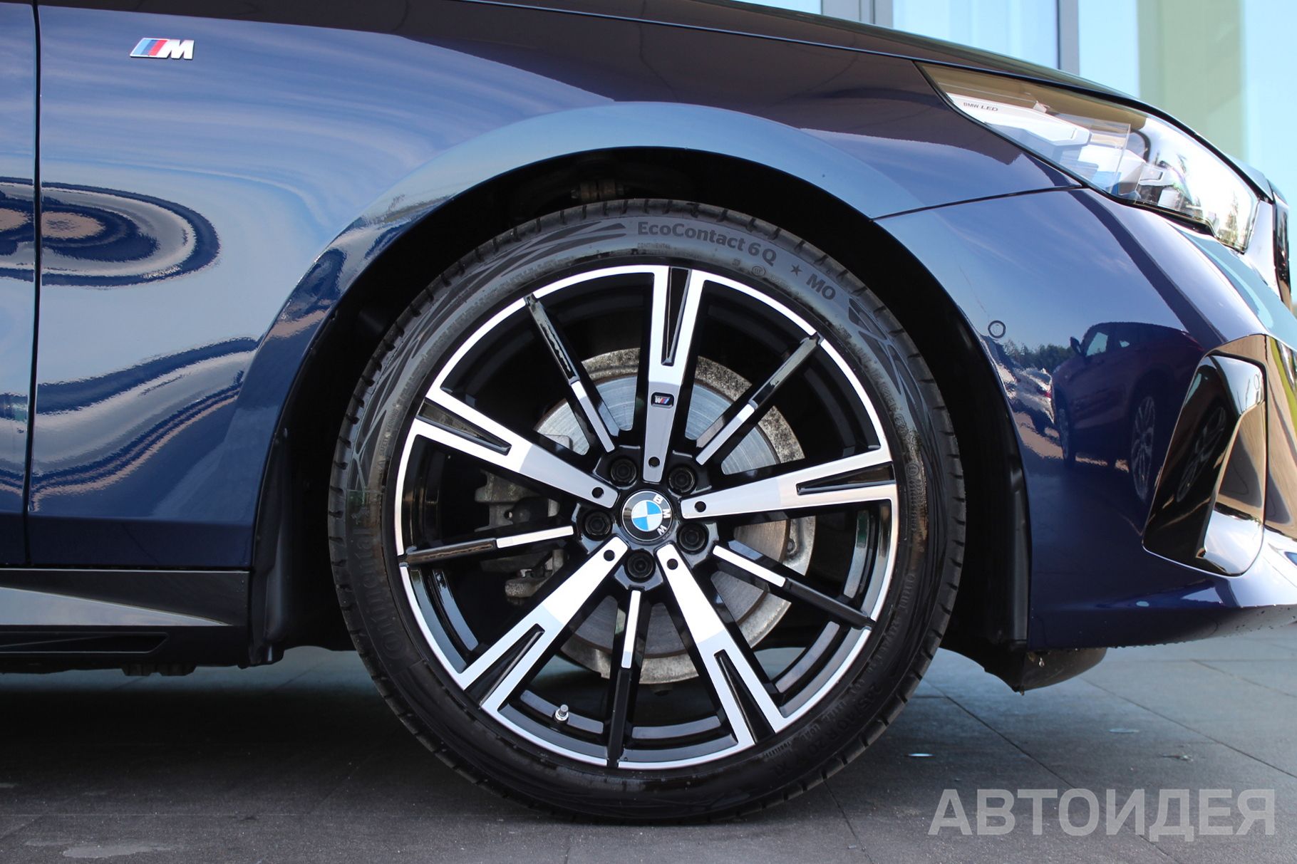 BMW 520d xDrive Синий Танзанит II металлик фото 6