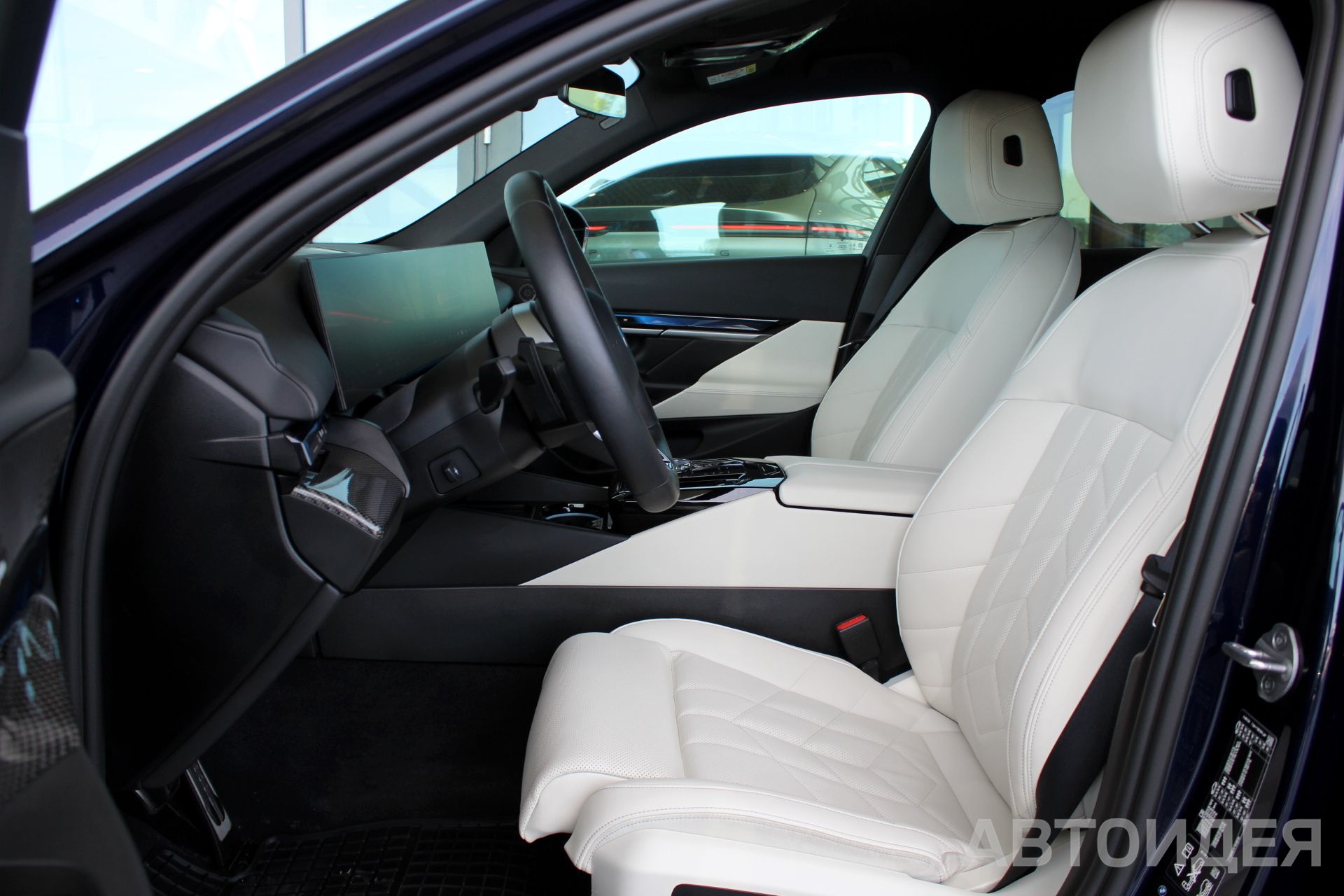 BMW 520d xDrive Синий Танзанит II металлик фото 22