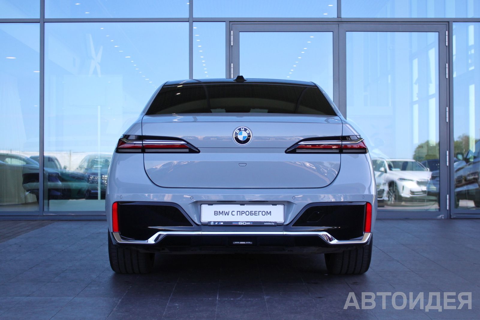 BMW 740d xDrive M Серый Бруклин металлик фото 5