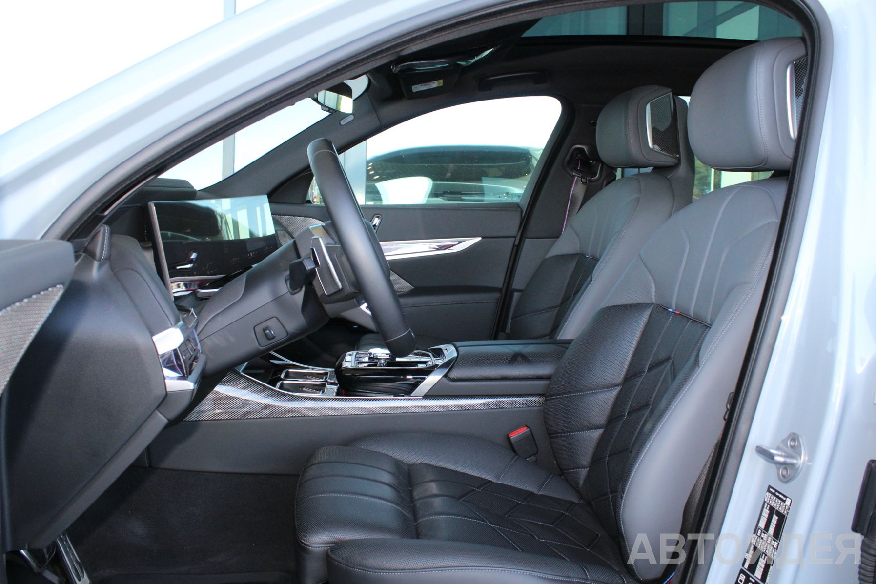 BMW 740d xDrive M Серый Бруклин металлик фото 23