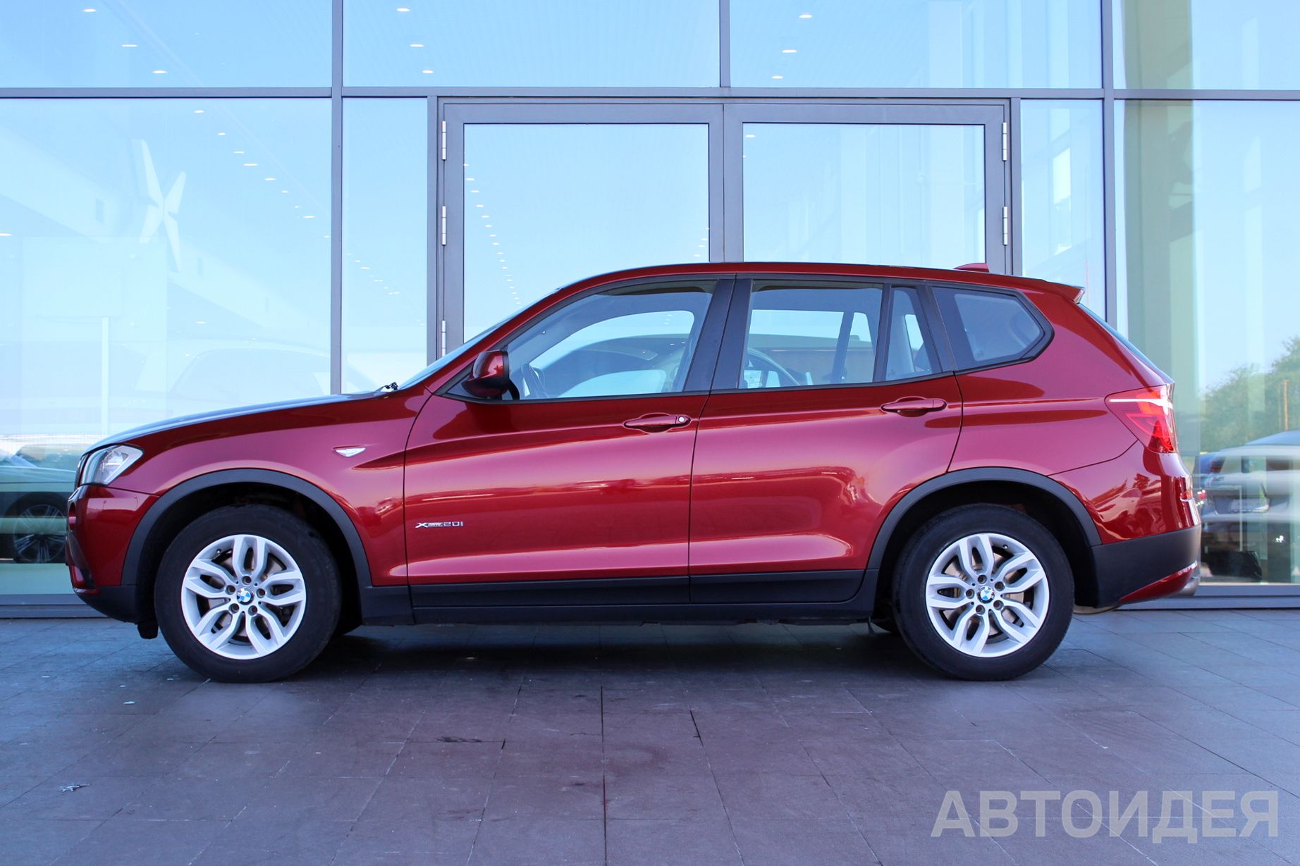 BMW X3 xDrive20i  фото 2
