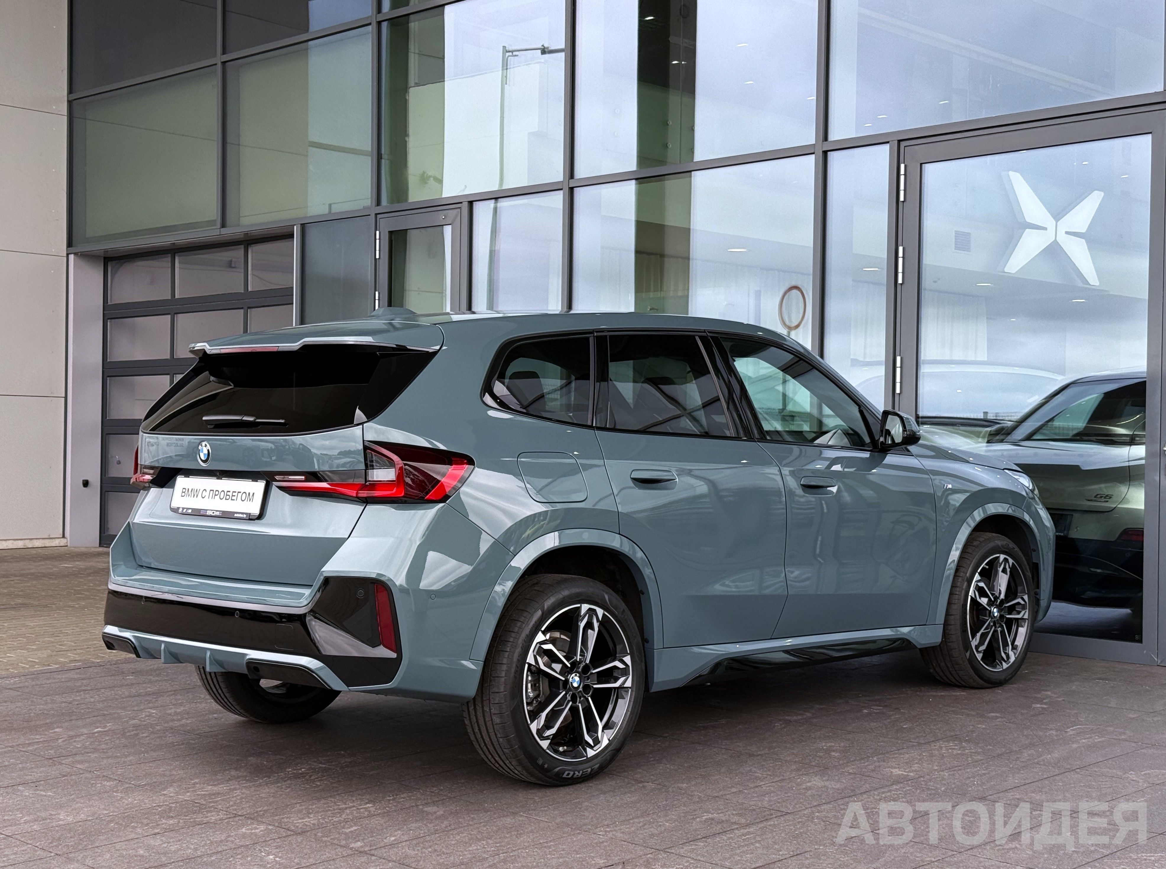 BMW X1 sDrive18i Зеленый металлик Cape York фото 3