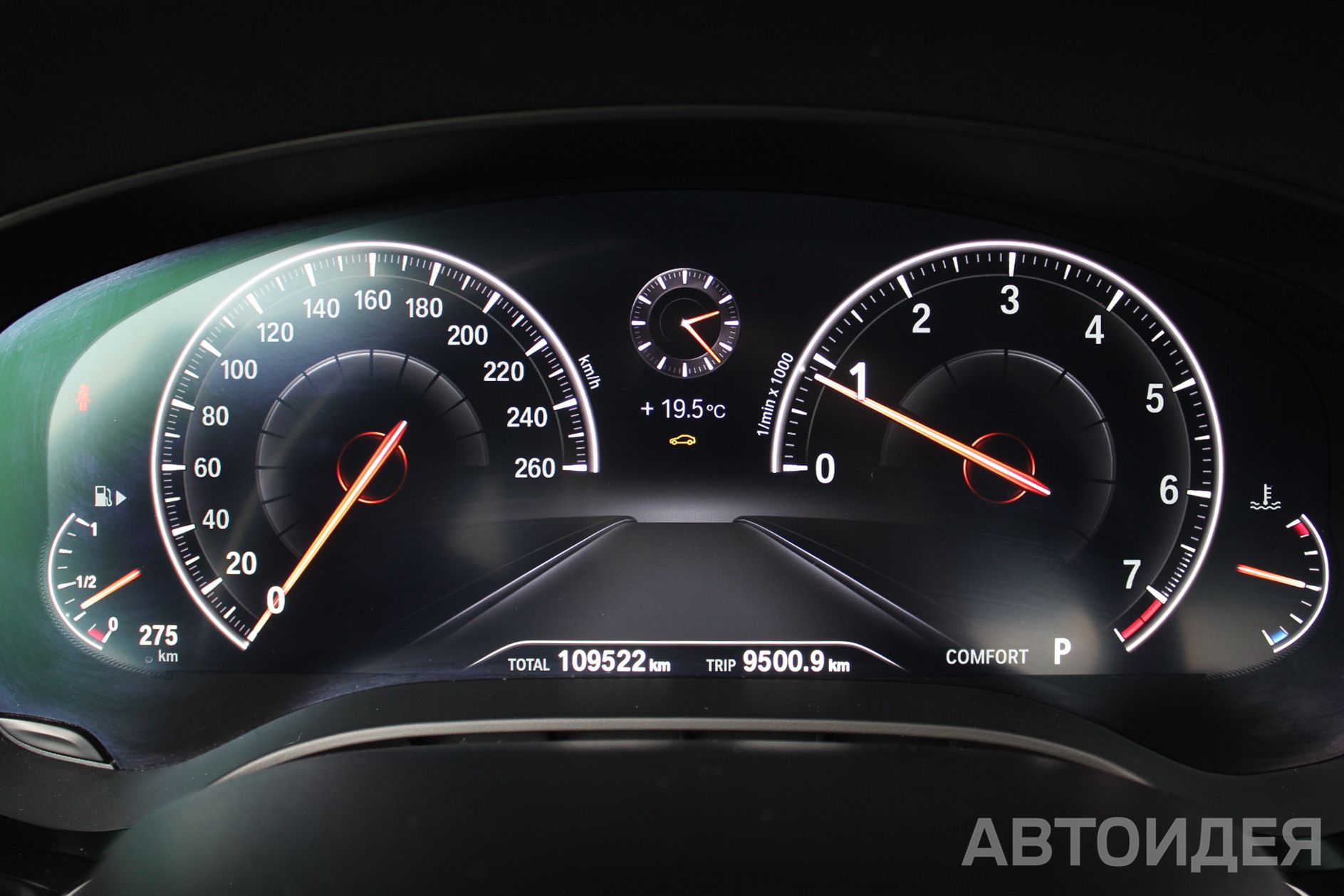 BMW 520i Sedan Белоснежный неметаллик фото 11