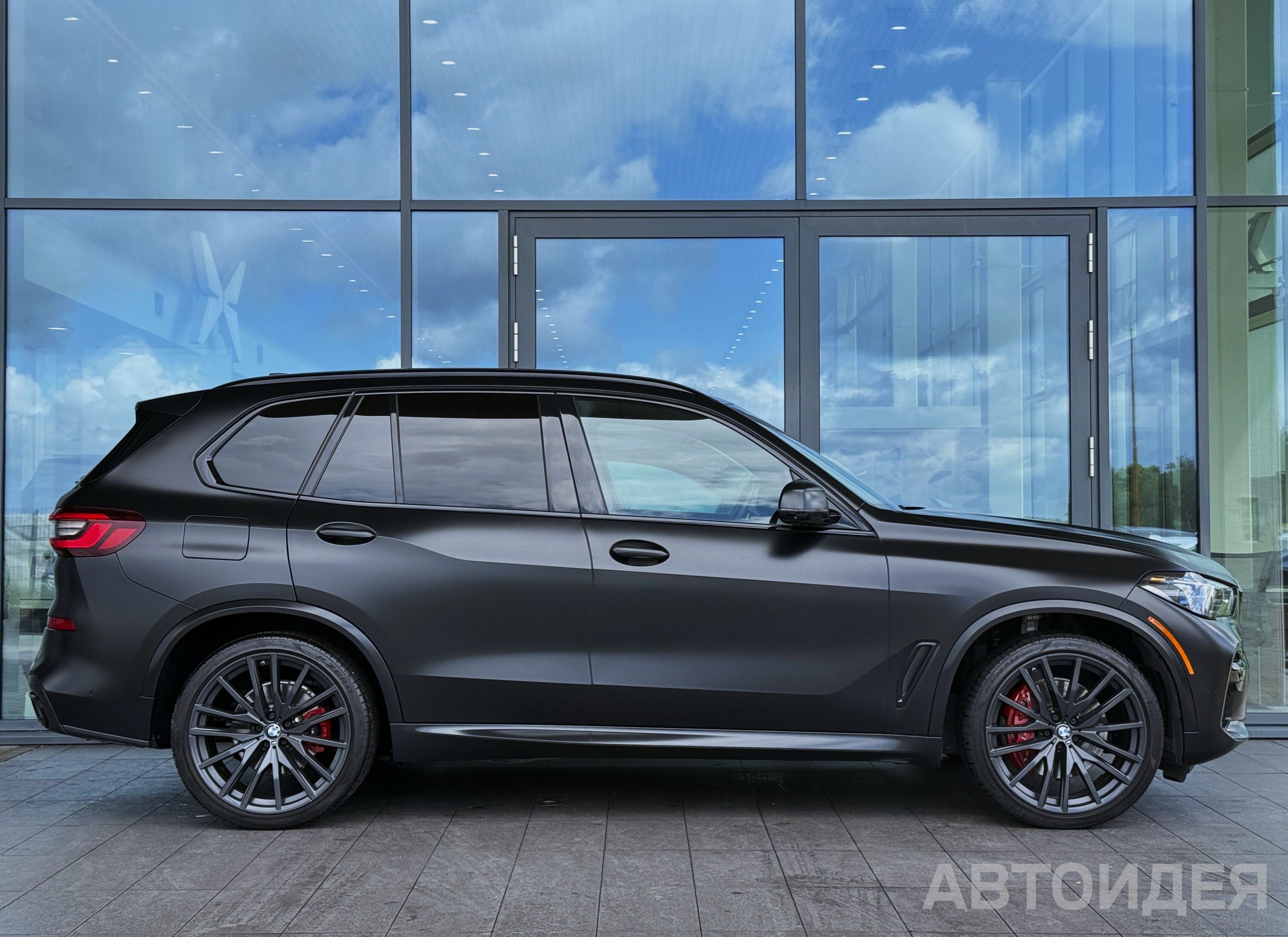 BMW X5 xdrive40i Frozen Морозно-черный металлик фото 2