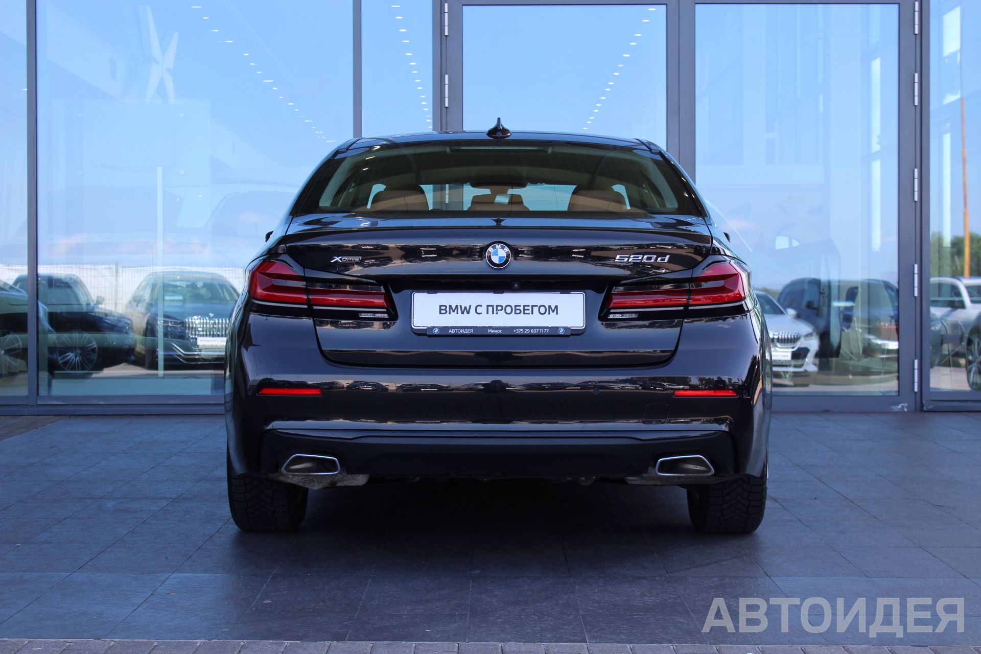 BMW 520d xDrive Черный Сапфир металлик фото 5