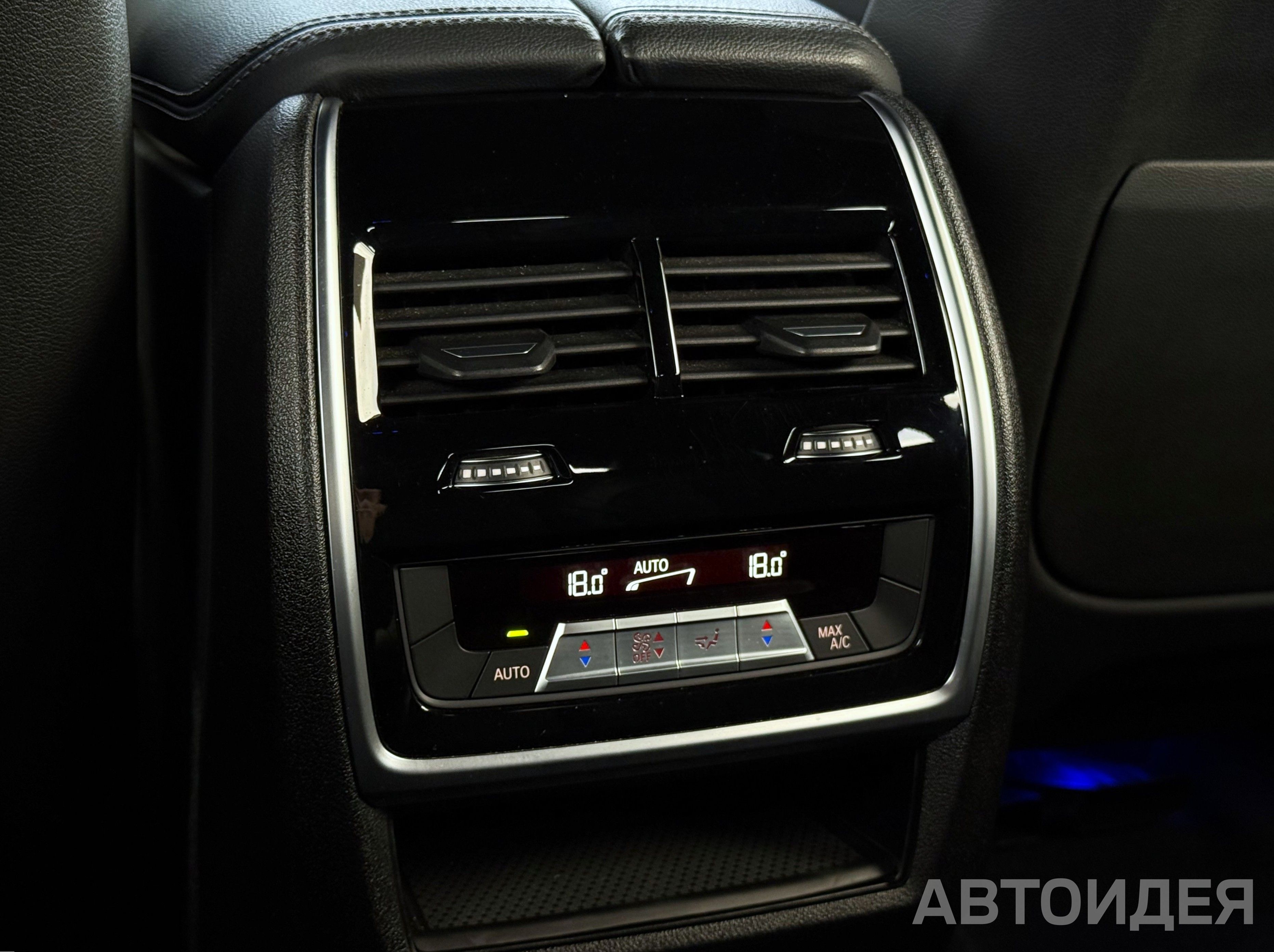 BMW X6 xDrive30d Черный Карбон металлик фото 15