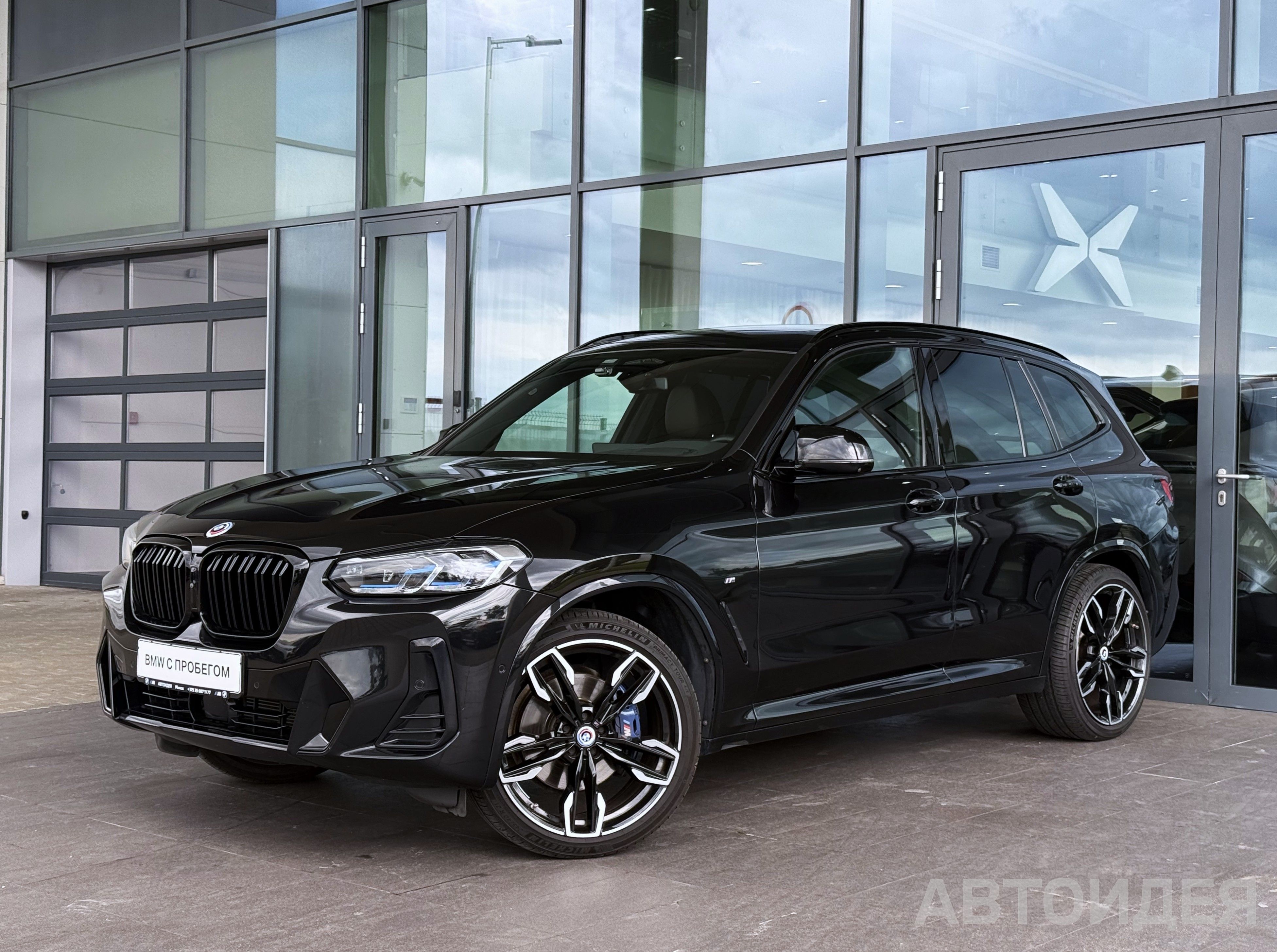 BMW X3 M40i Черный Сапфир металлик