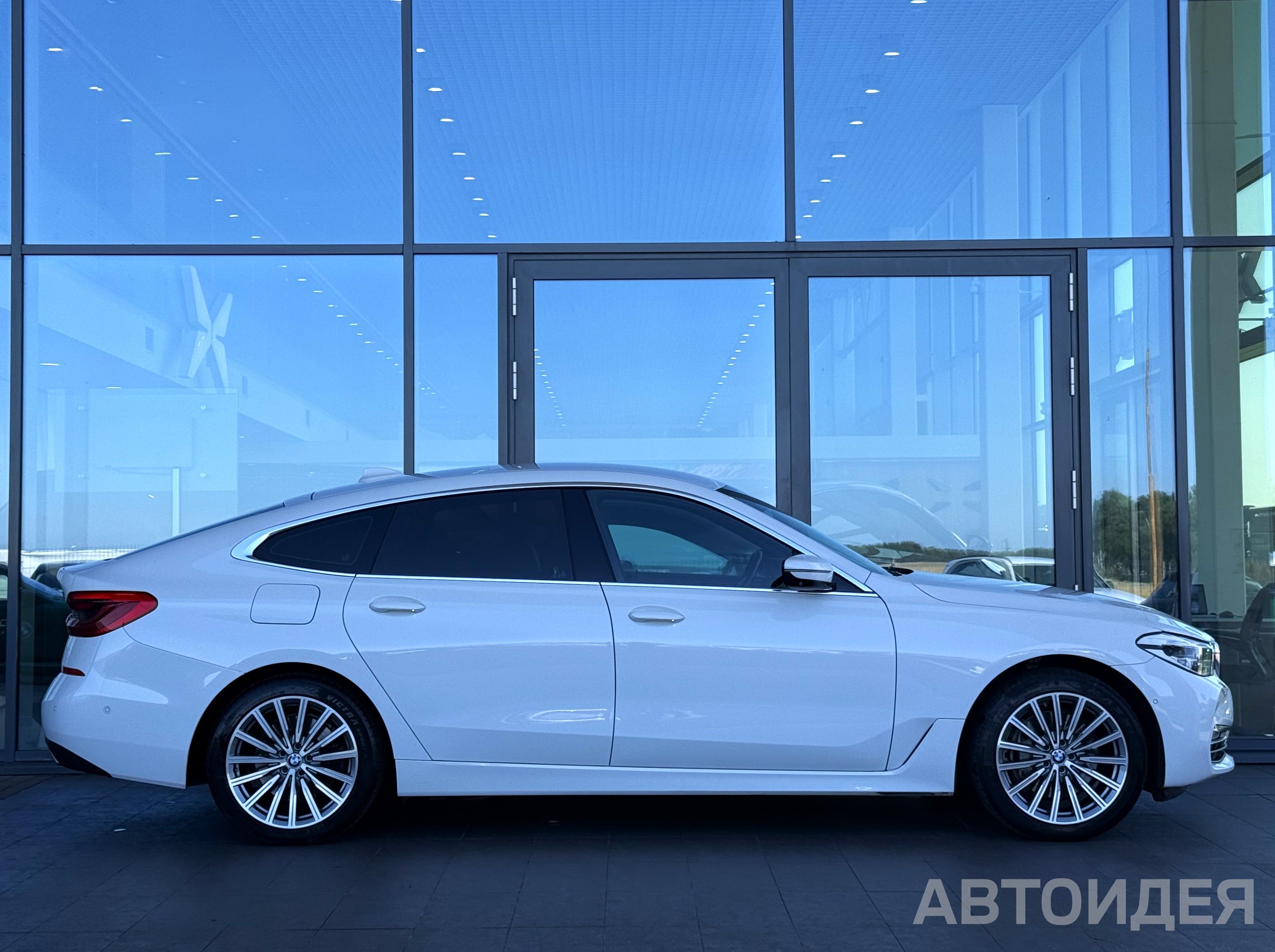 BMW 640d xDrive Gran Turismo  фото 2