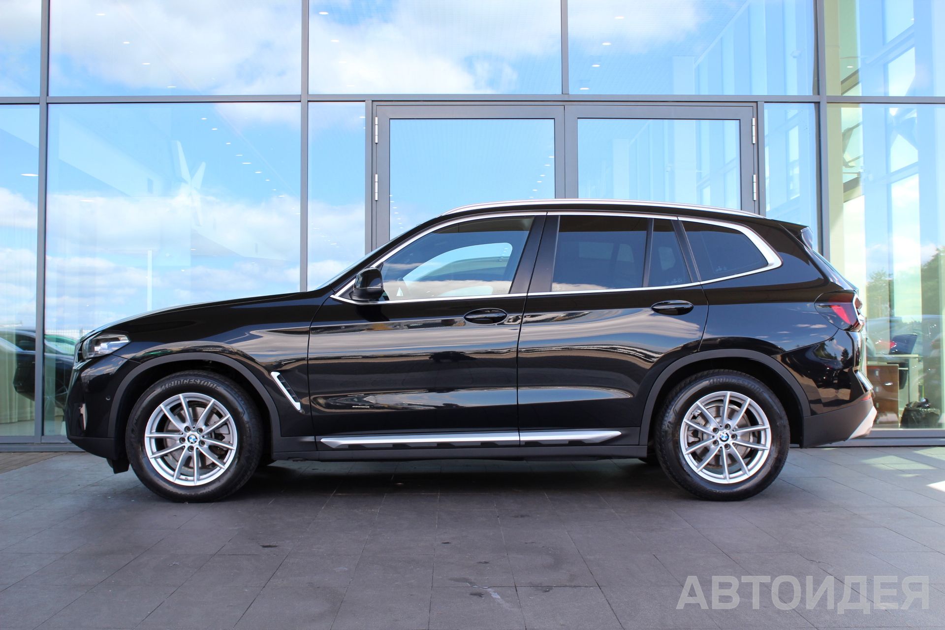 BMW X3 xDrive20d Черный Сапфир металлик фото 2