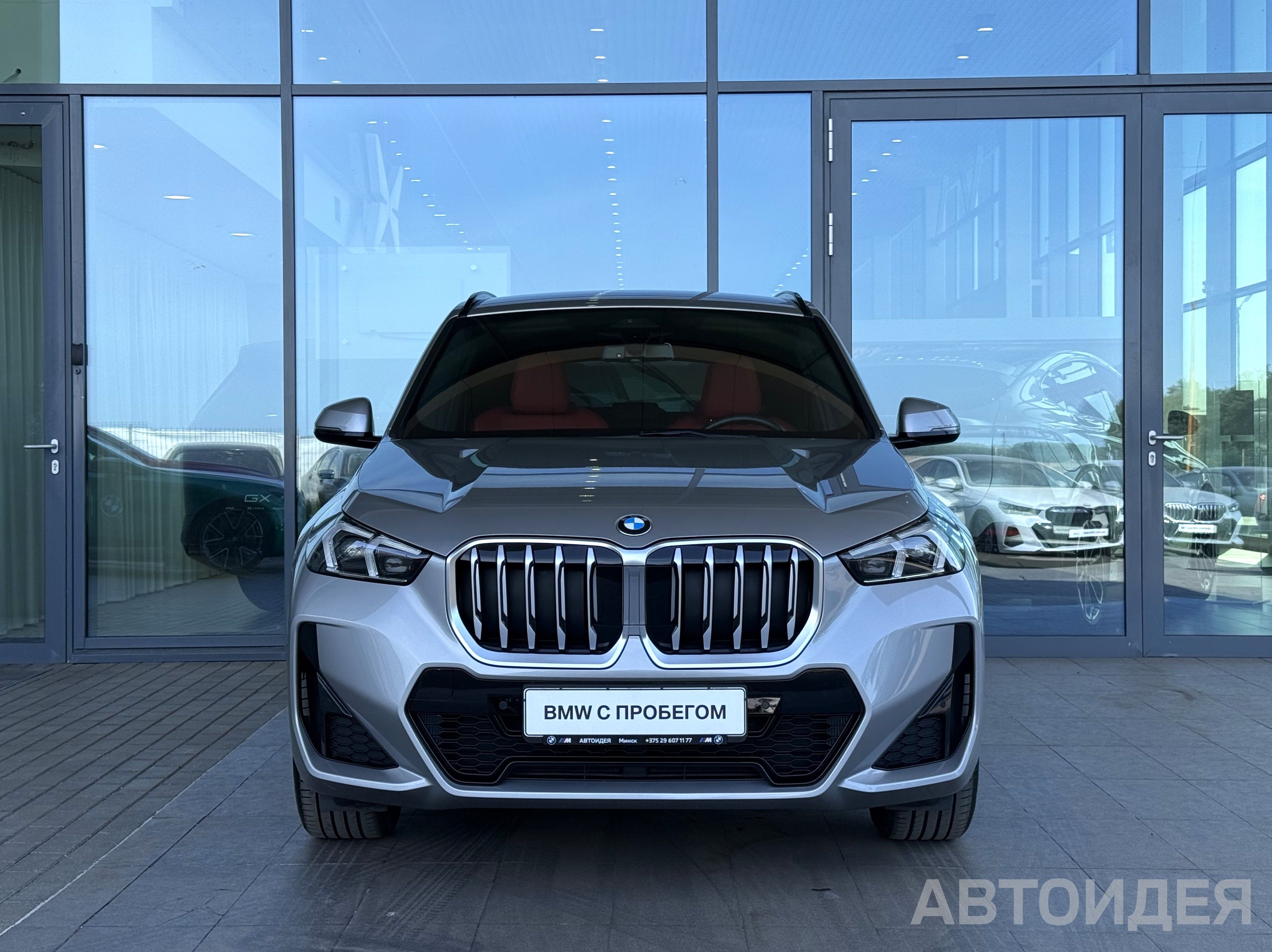 BMW X1 sDrive20i  фото 1