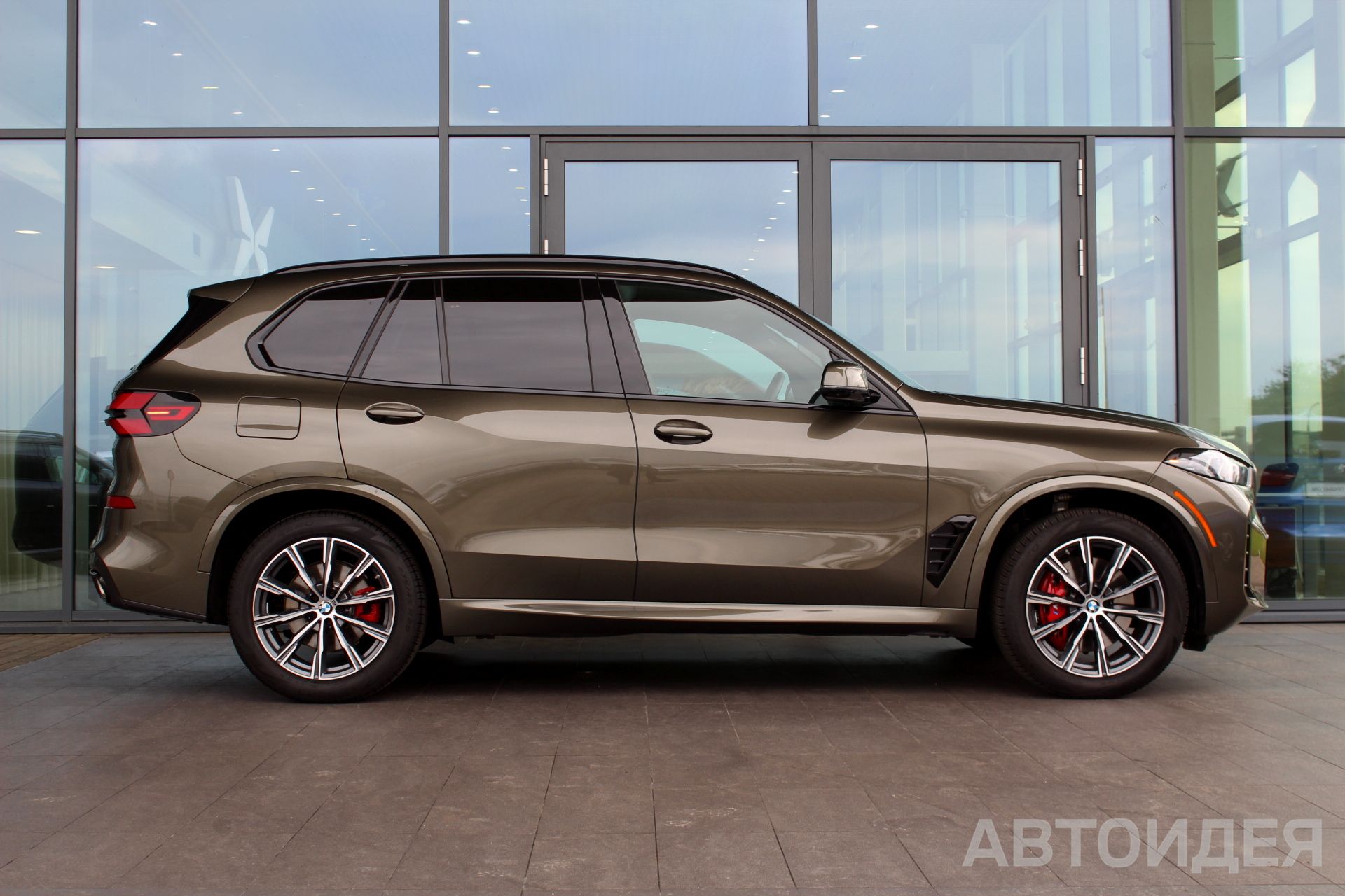 BMW X5 xDrive40i  фото 3