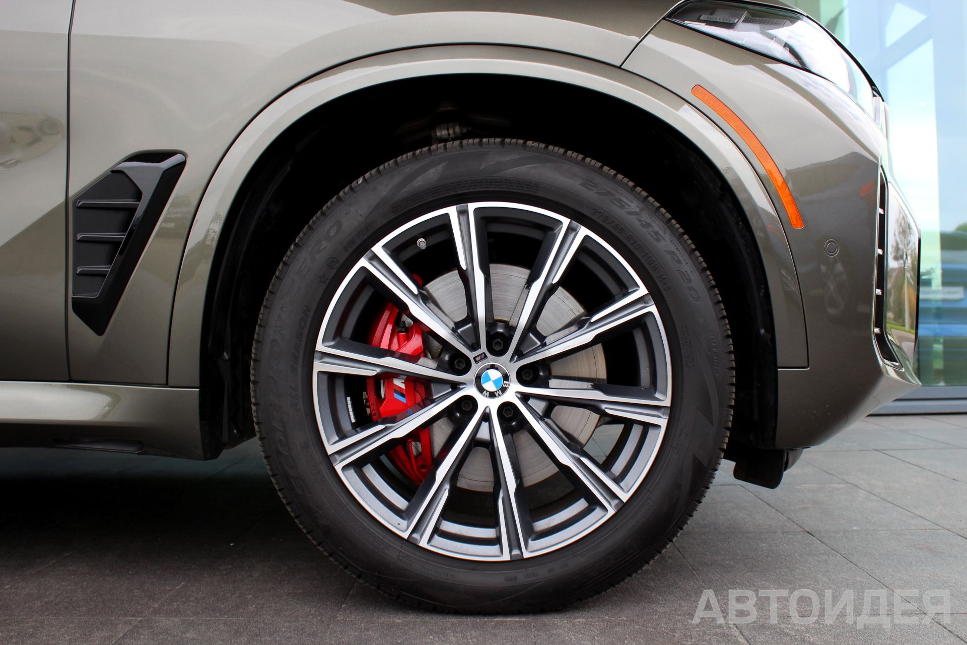 BMW X5 xDrive40i  фото 6
