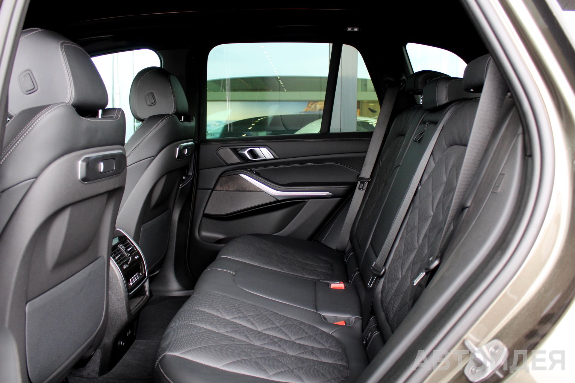 BMW X5 xDrive40i  фото 25