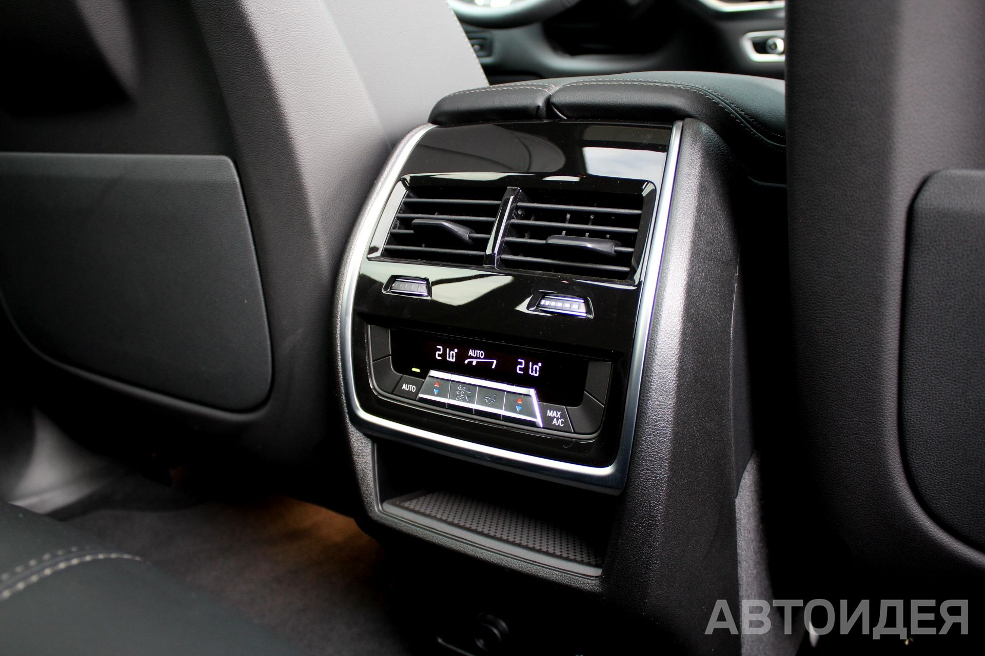BMW X5 xDrive40i  фото 26