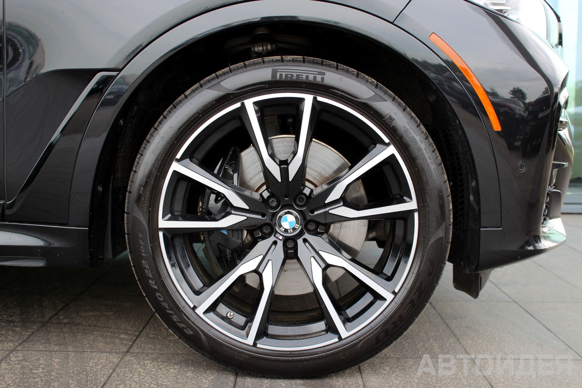 BMW X7 xDrive40i  фото 6