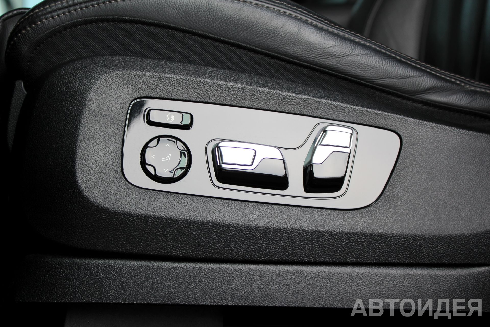 BMW X7 xDrive40i  фото 23
