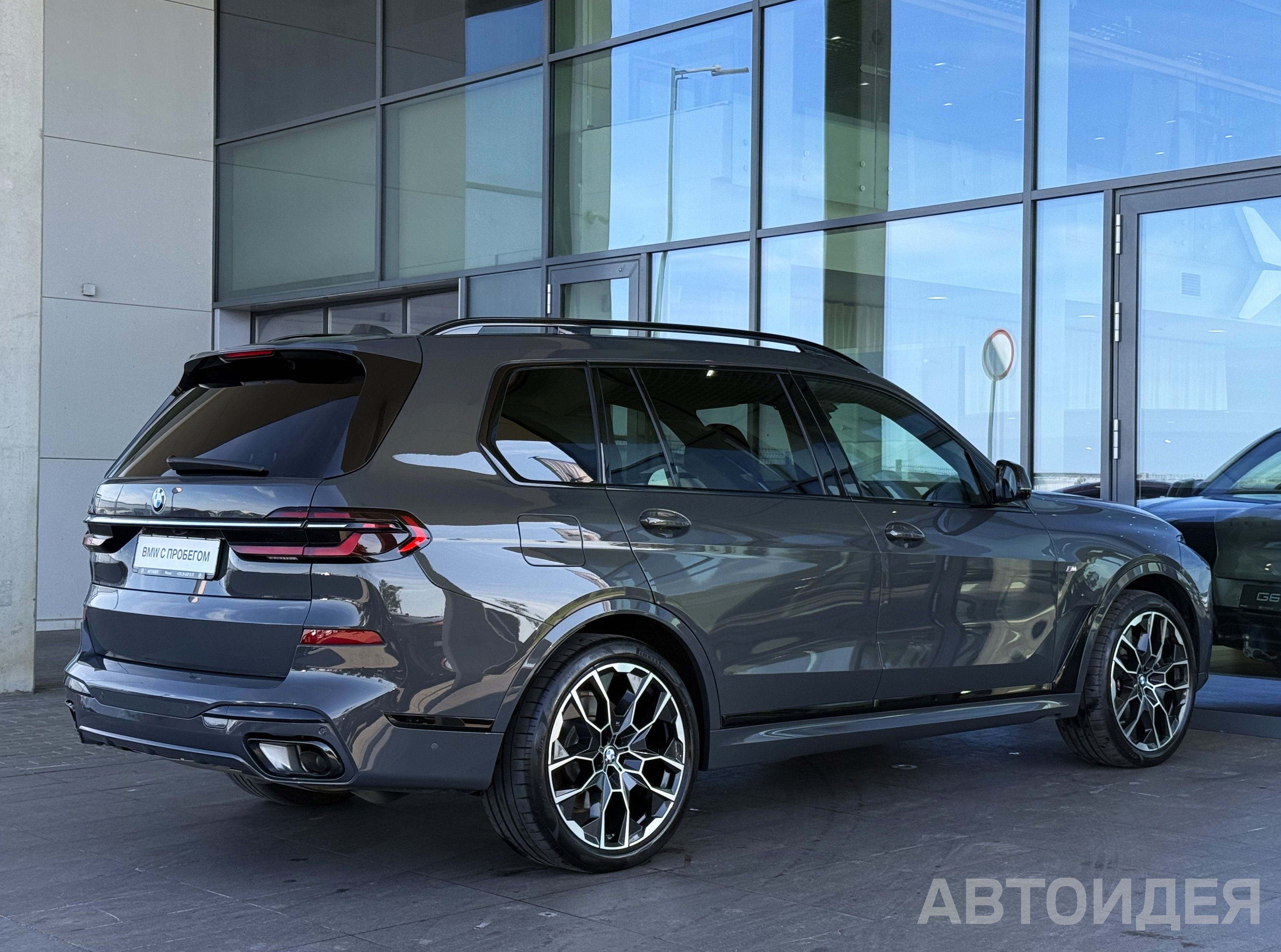BMW X7 xDrive40d  фото 3