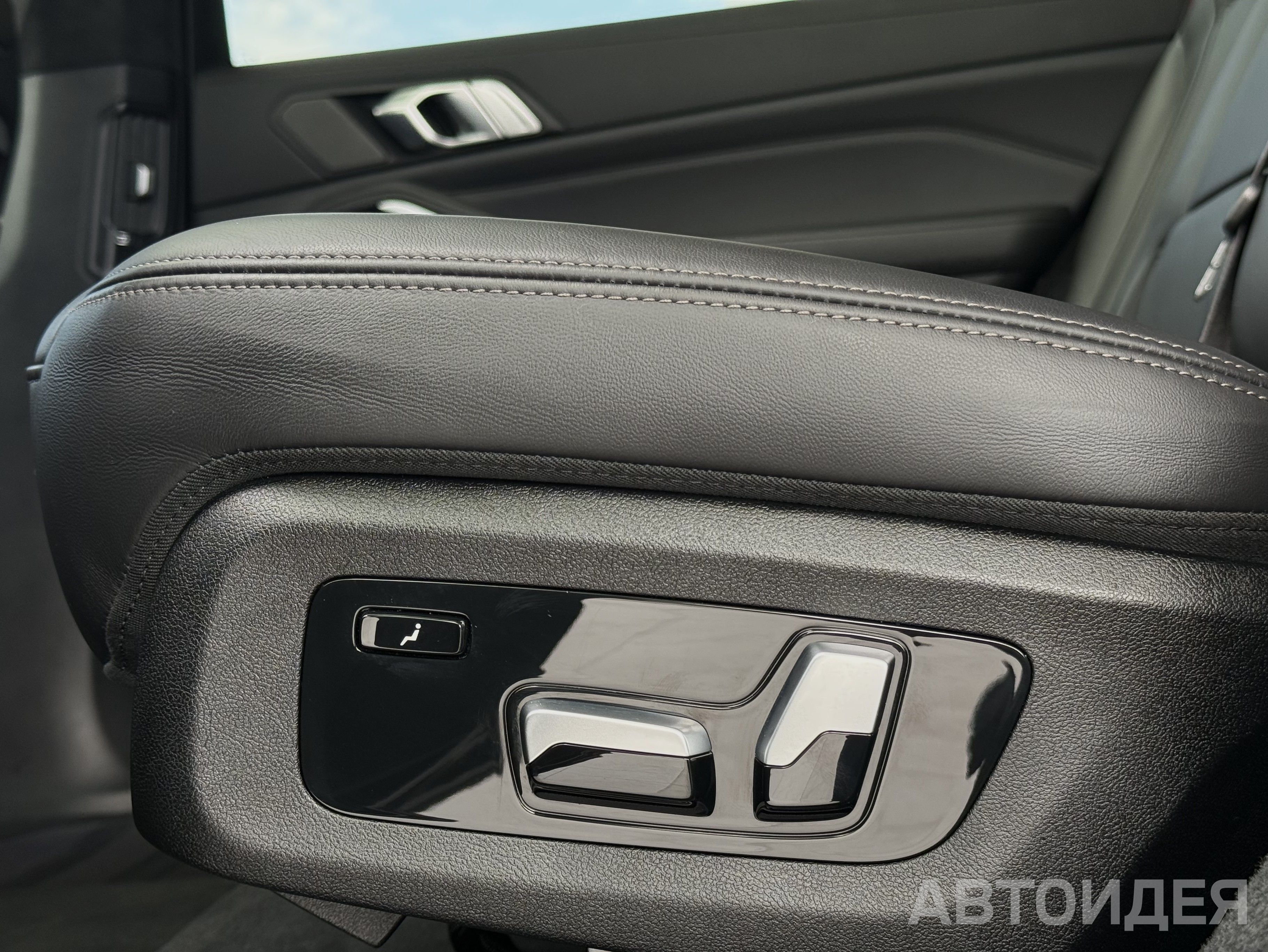 BMW X7 xDrive40d  фото 15
