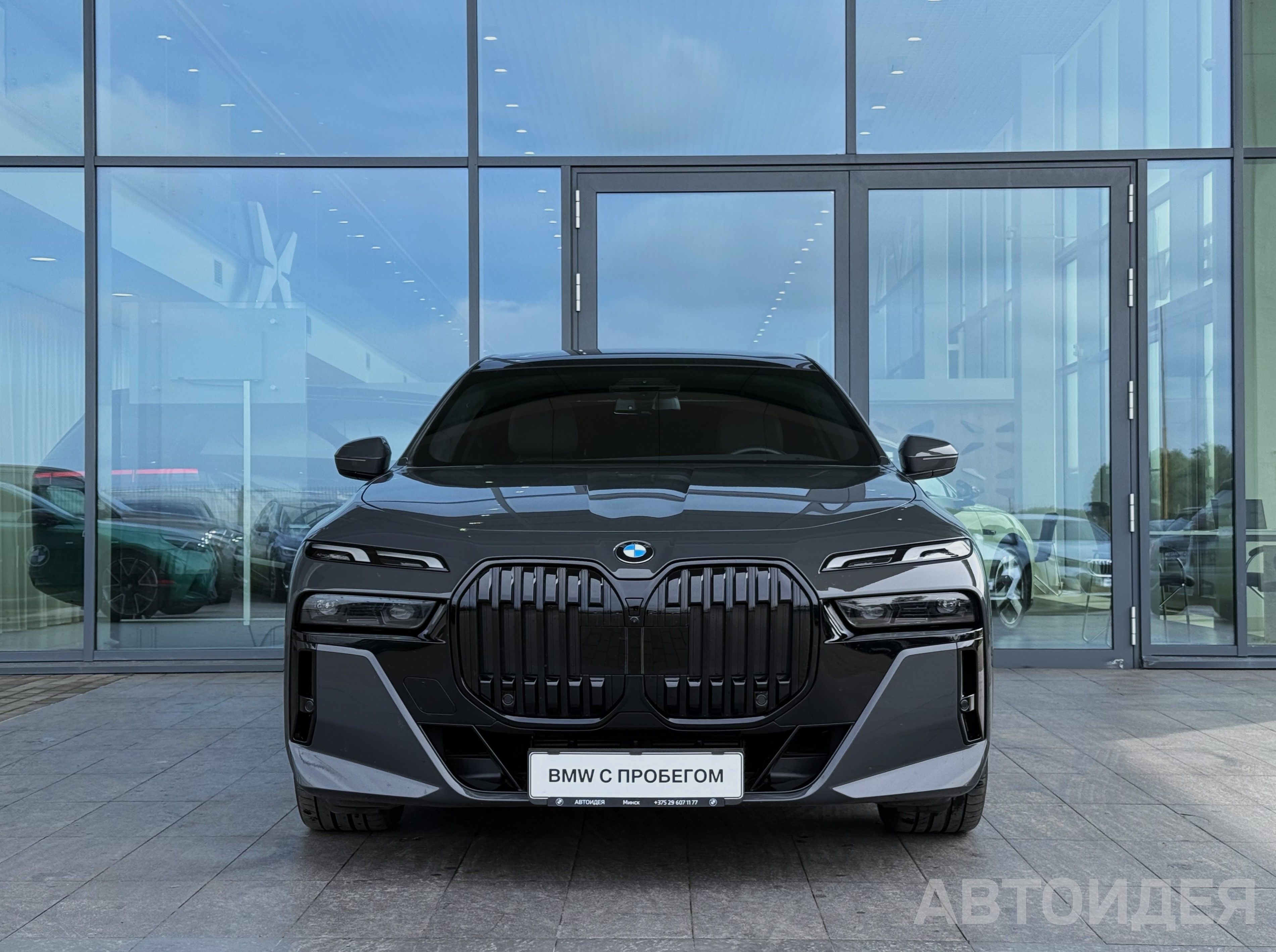 BMW 740d xDrive Серый Дравит металлик фото 1