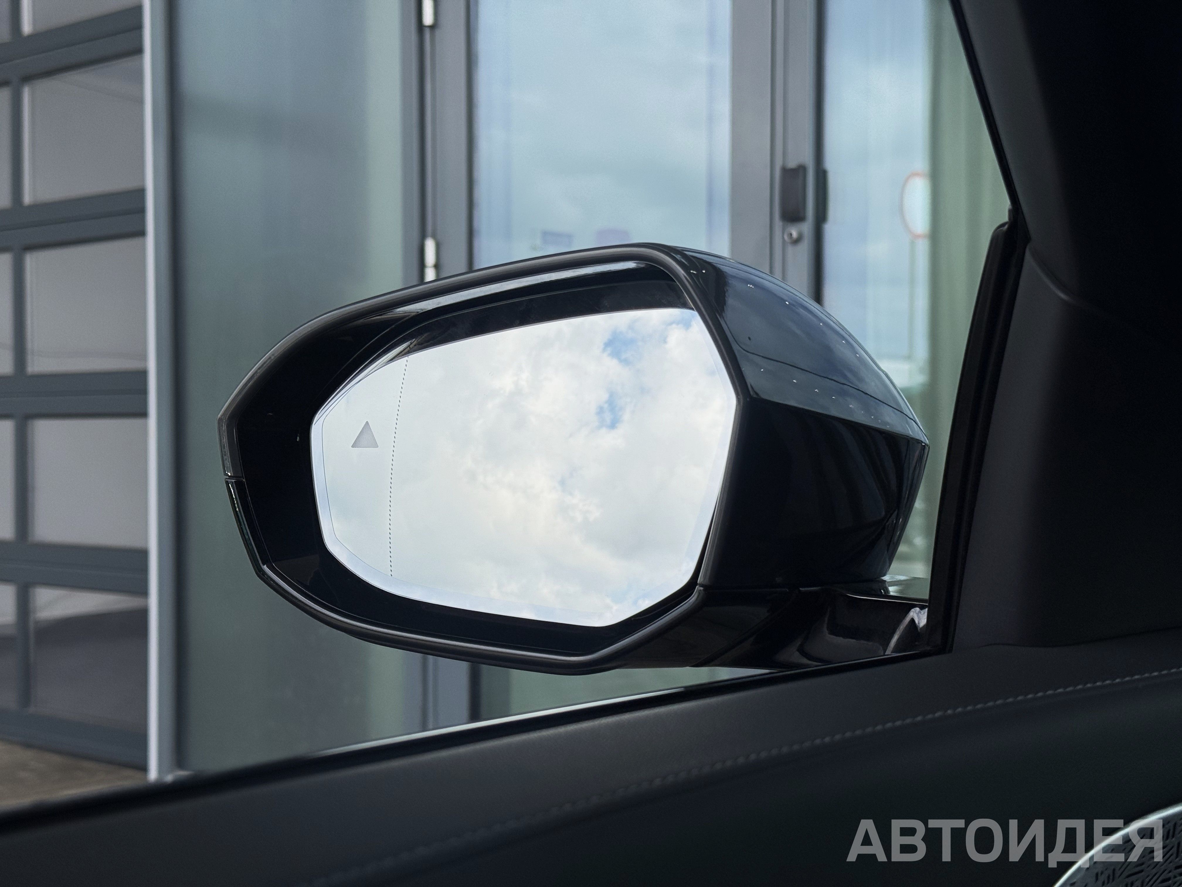 BMW 740d xDrive Серый Дравит металлик фото 27