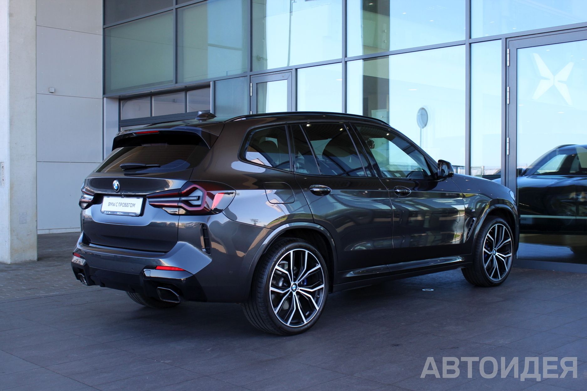 BMW X3 xDrive30i Серый софисто с бриллиантовым эффектом фото 1