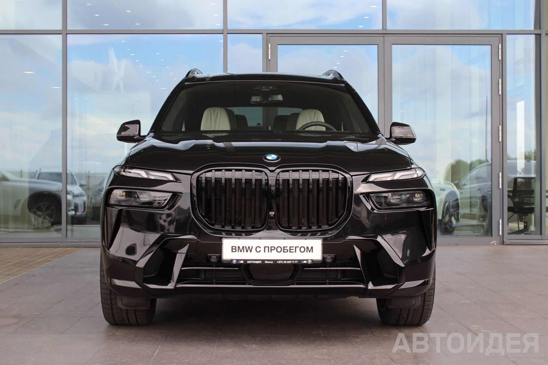 BMW X7 xDrive40i Черный Сапфир металлик фото 4