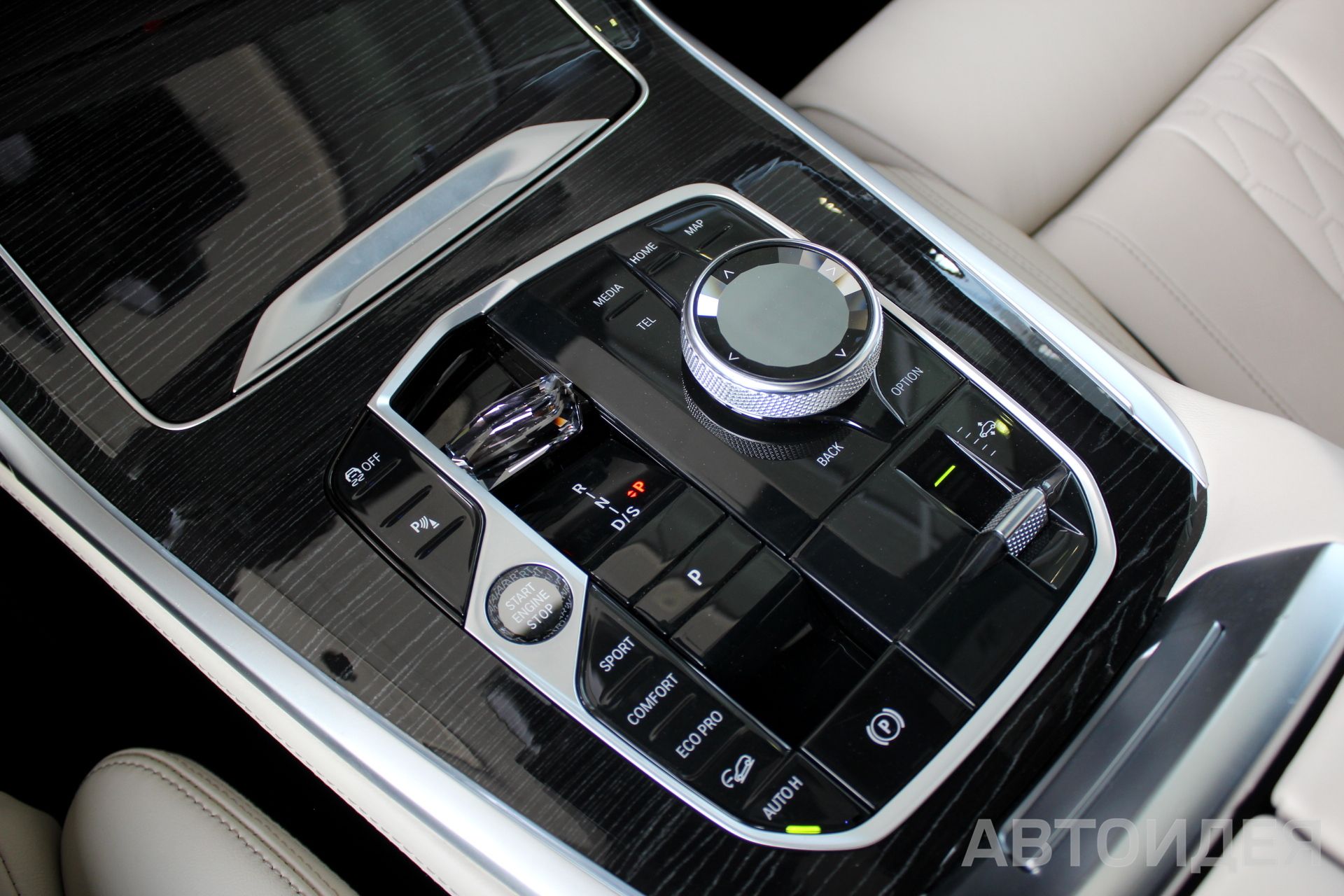 BMW X7 xDrive40i Черный Сапфир металлик фото 19