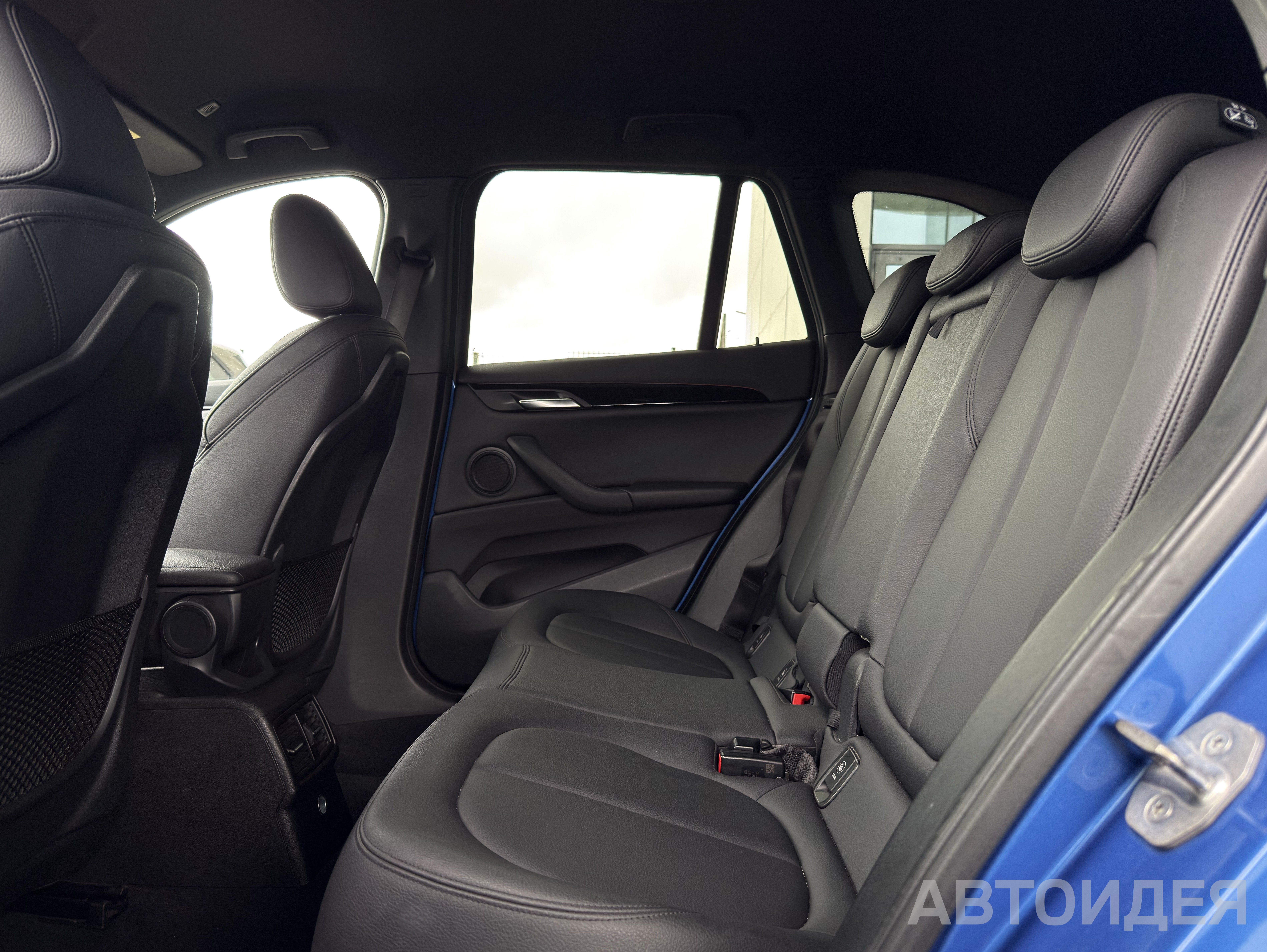 BMW X1 xDrive20i Синий Эшторил металлик фото 13