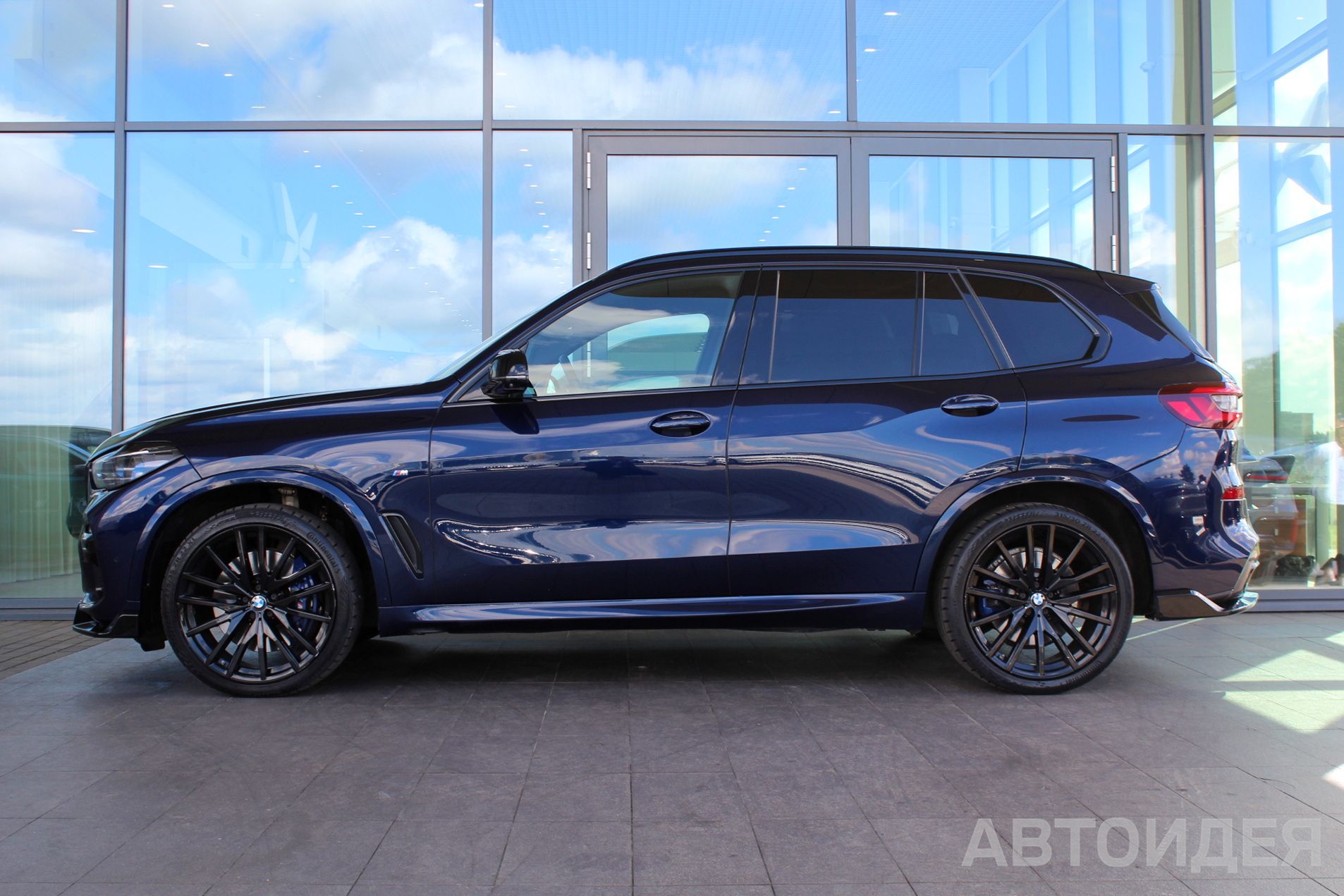 BMW X5 xDrive40d Синий Танзанит II металлик фото 2