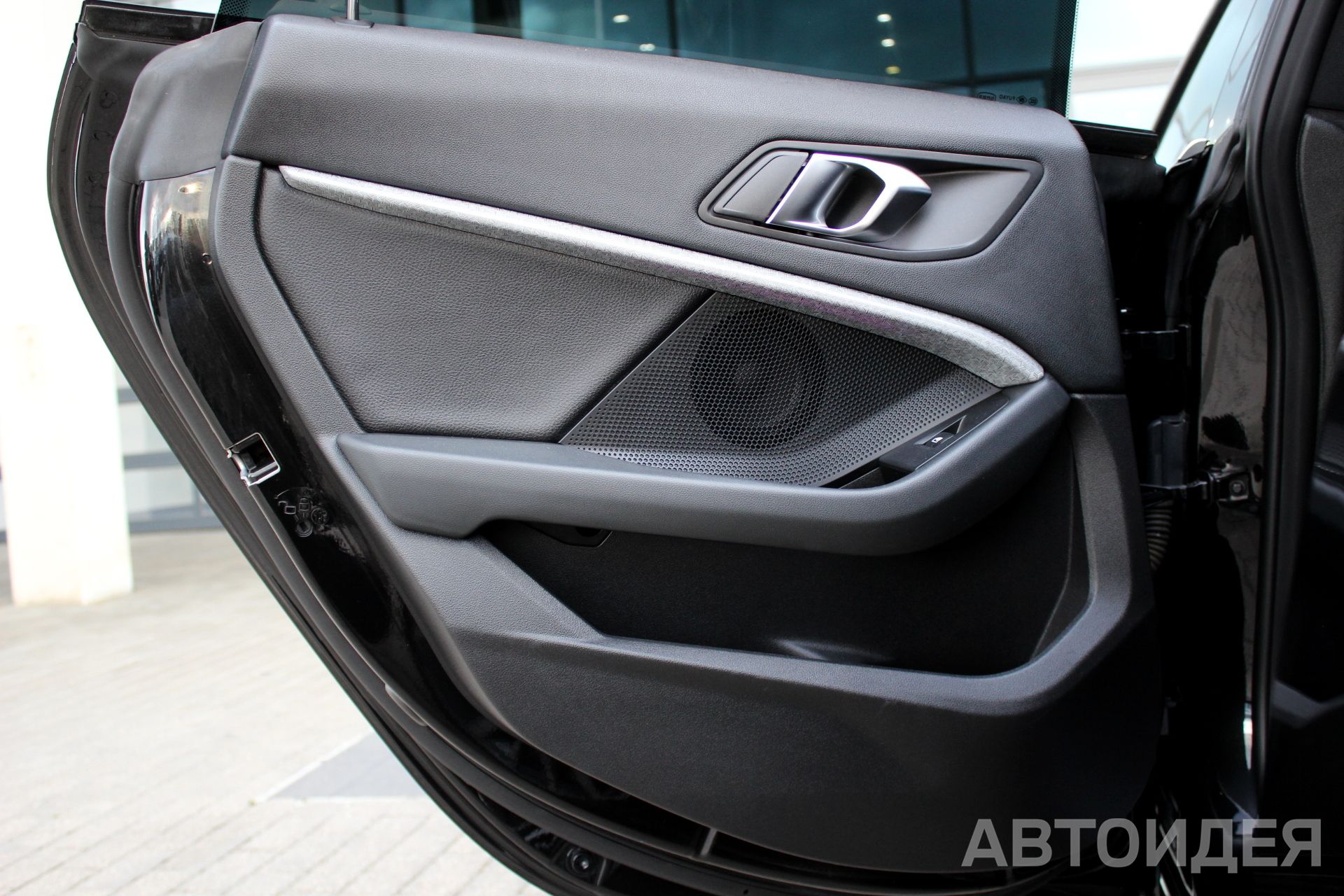 BMW 228i xDrive  фото 21