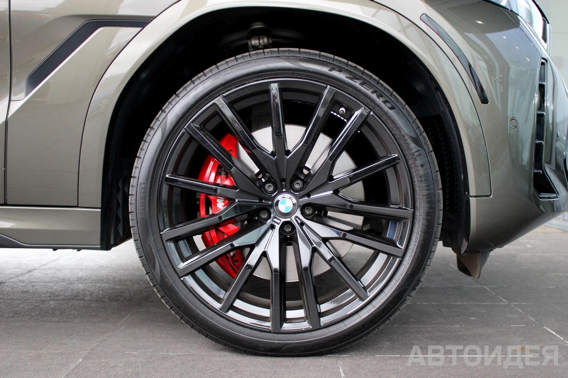 BMW X6 M60i xDrive  фото 6