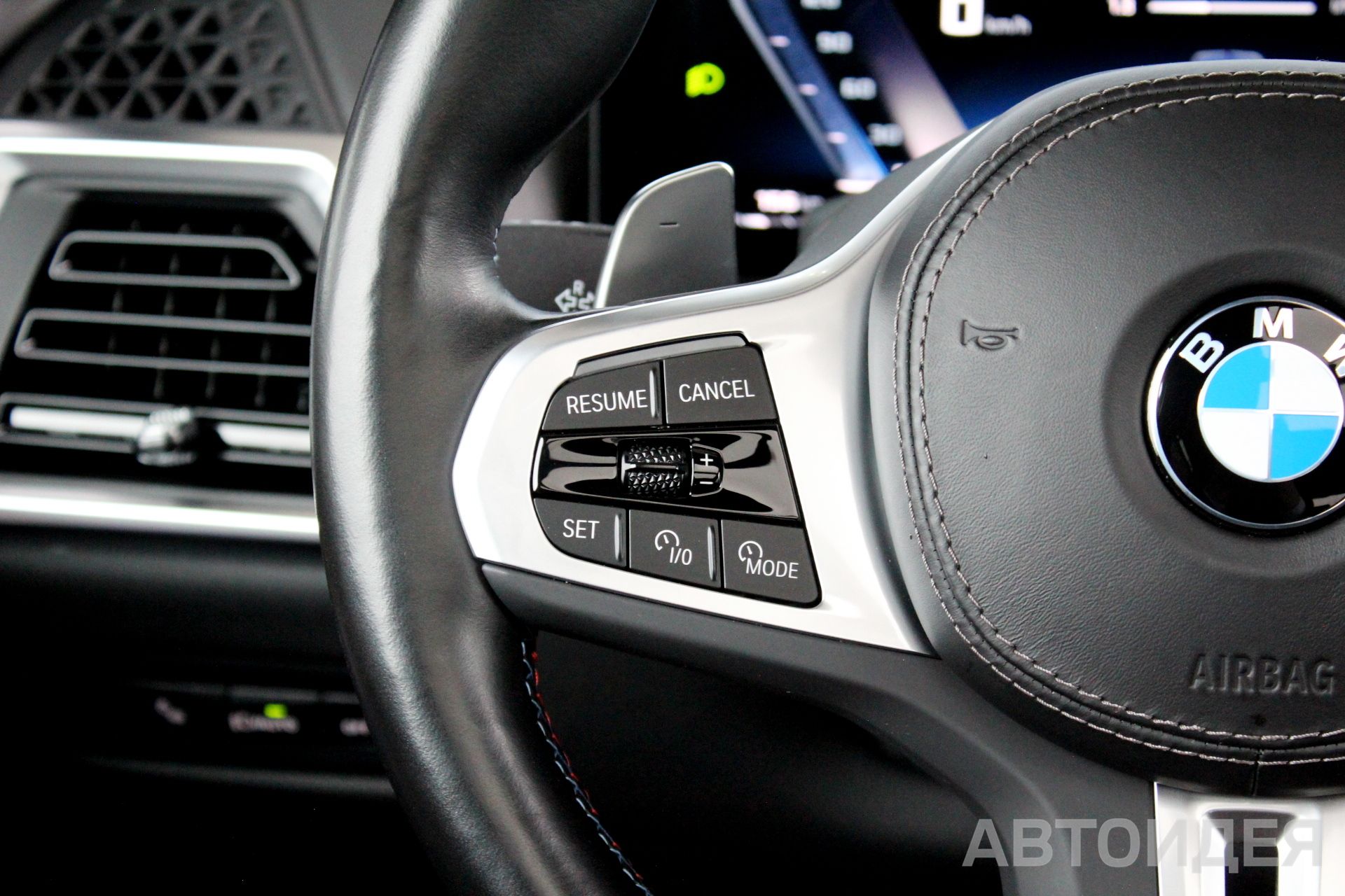 BMW X6 M60i xDrive  фото 10